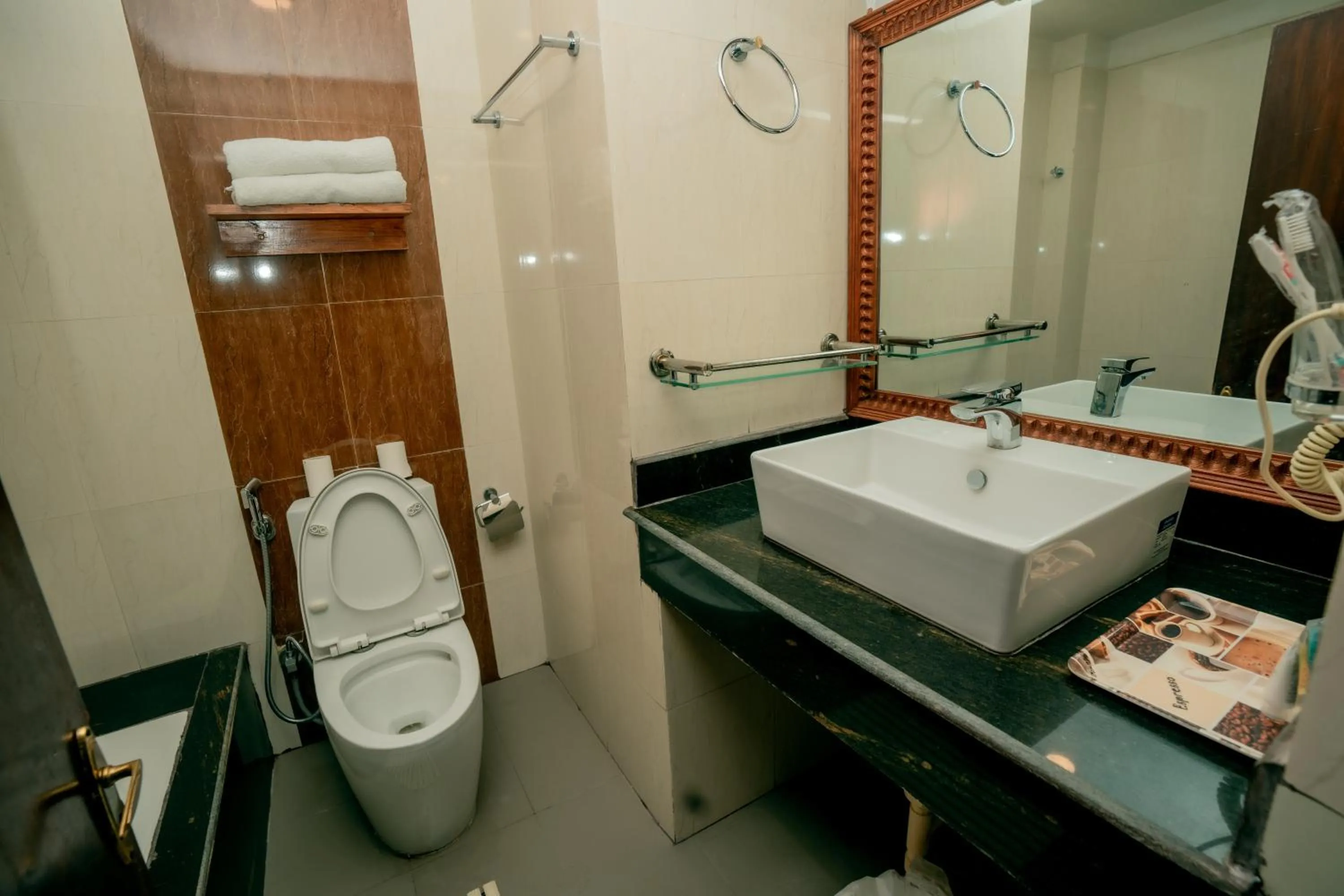 Bathroom in Hotel Jungle Crown