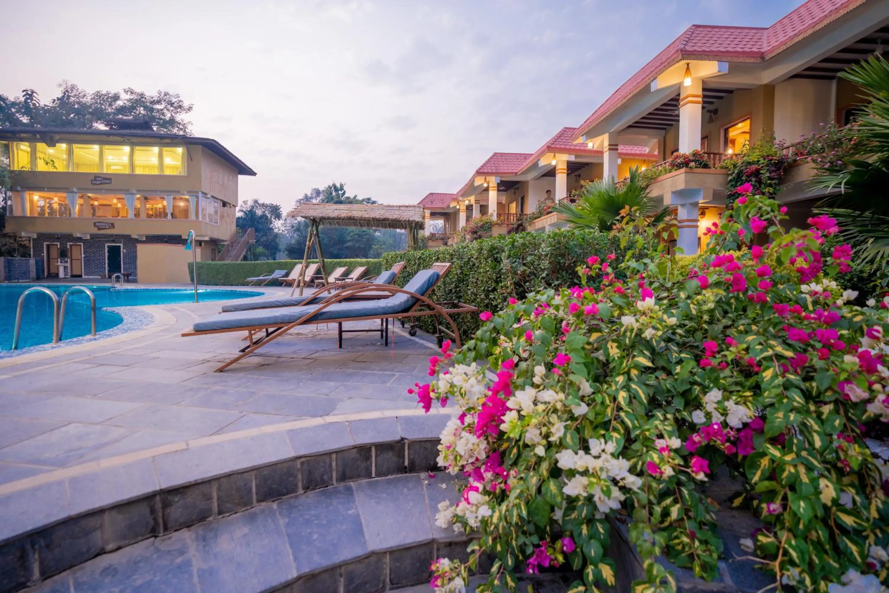 Spring in Hotel Jungle Crown