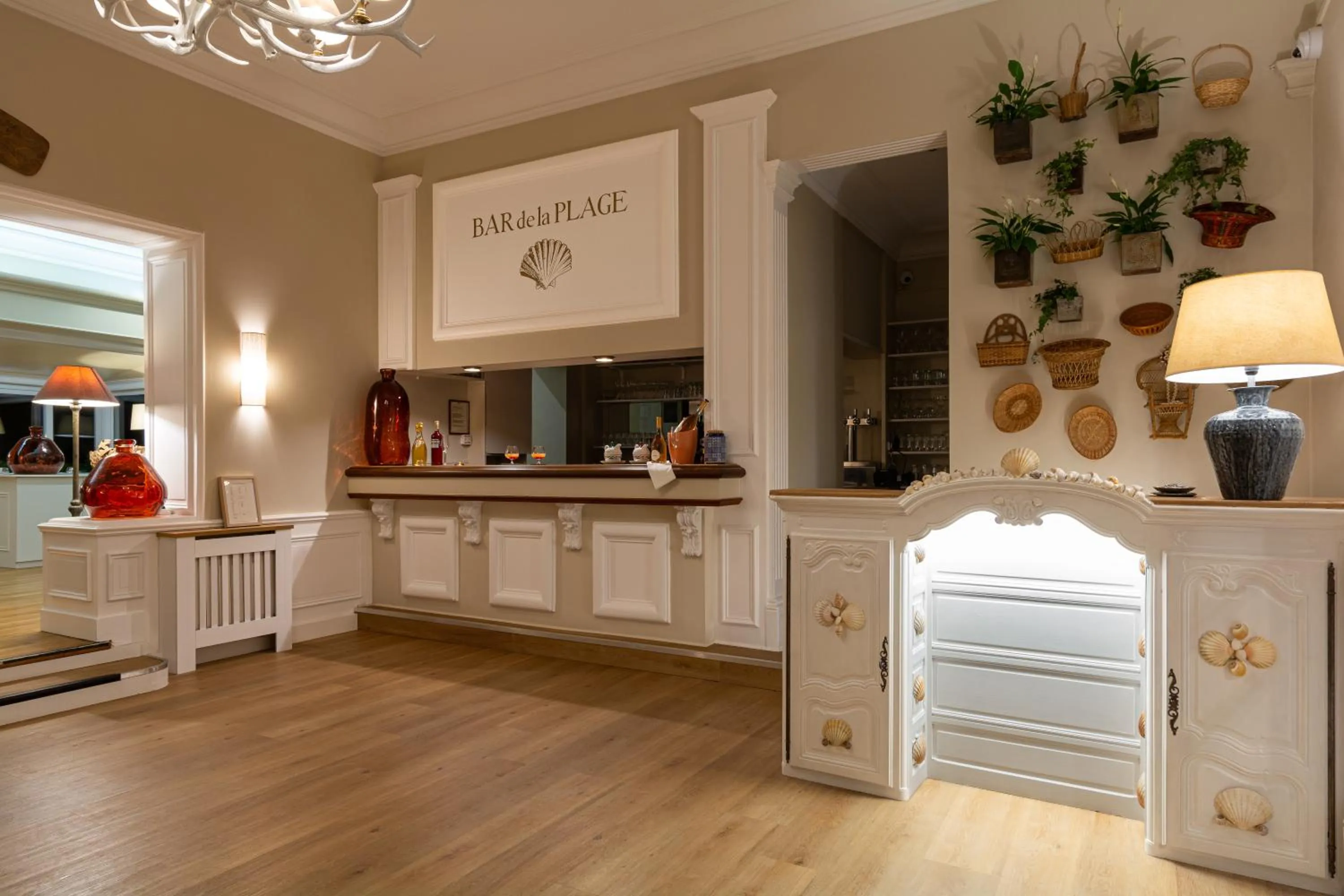 Lounge or bar in Hôtel De La Plage