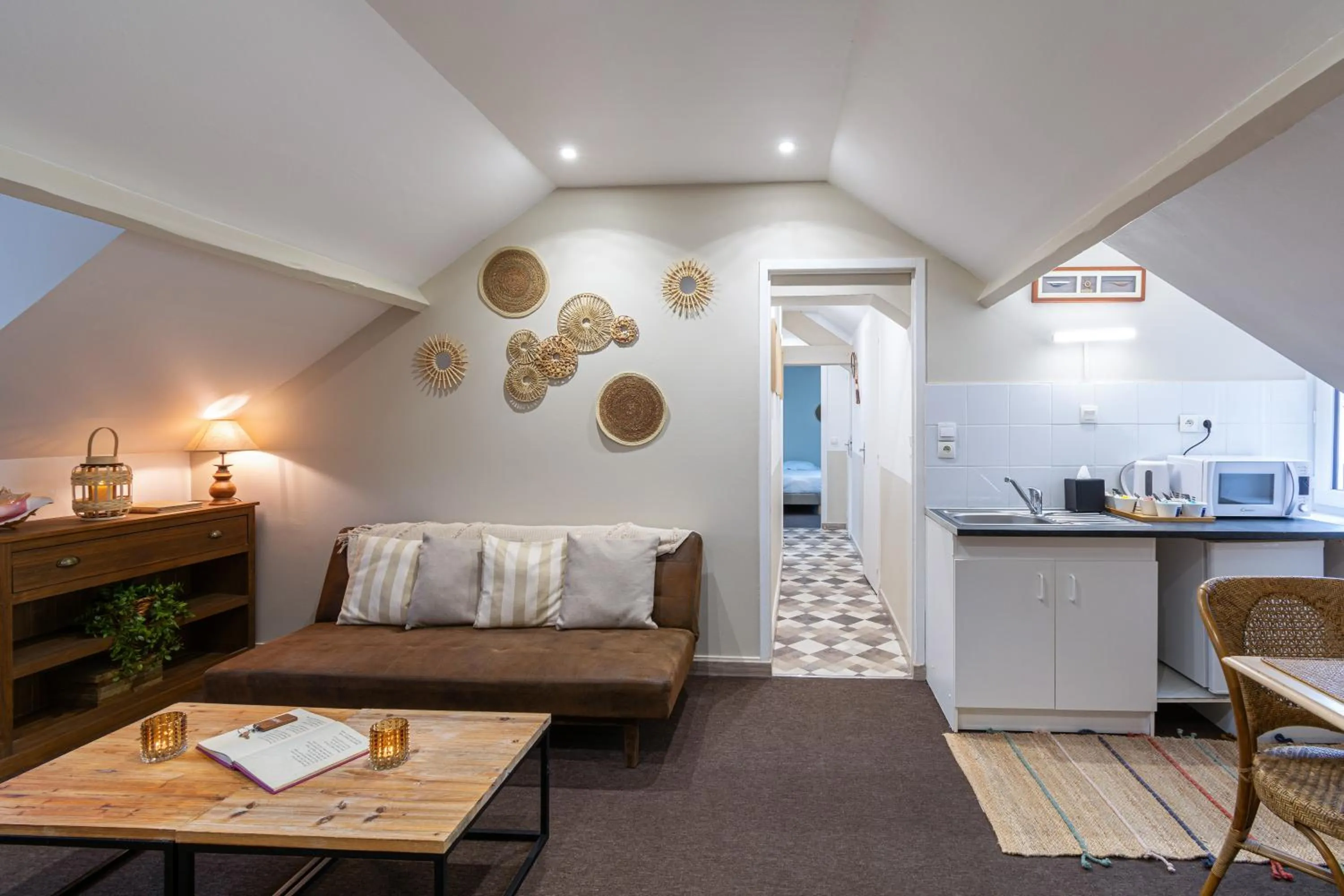 Kitchen or kitchenette in Hôtel De La Plage