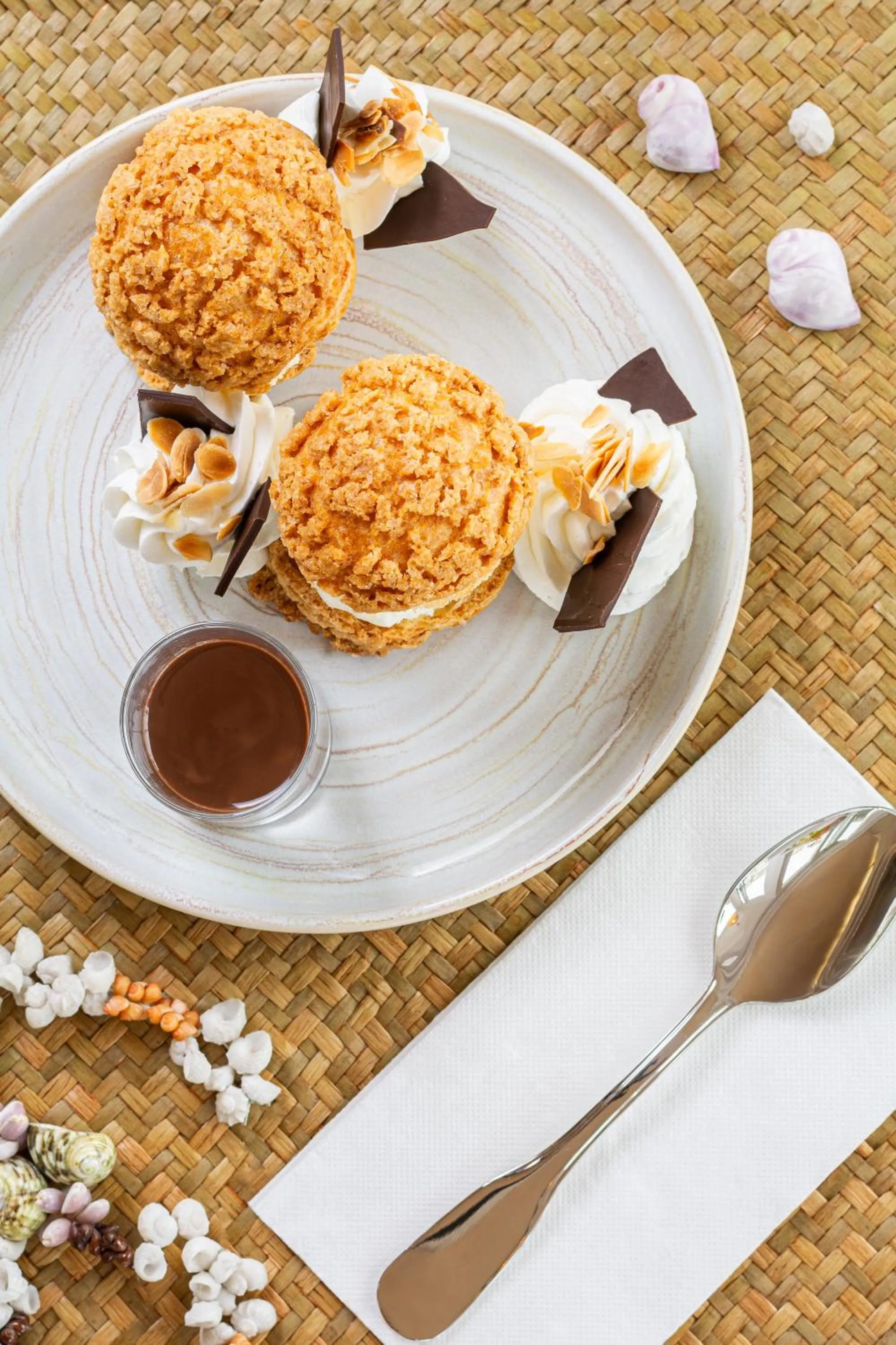 Meals in Hôtel De La Plage