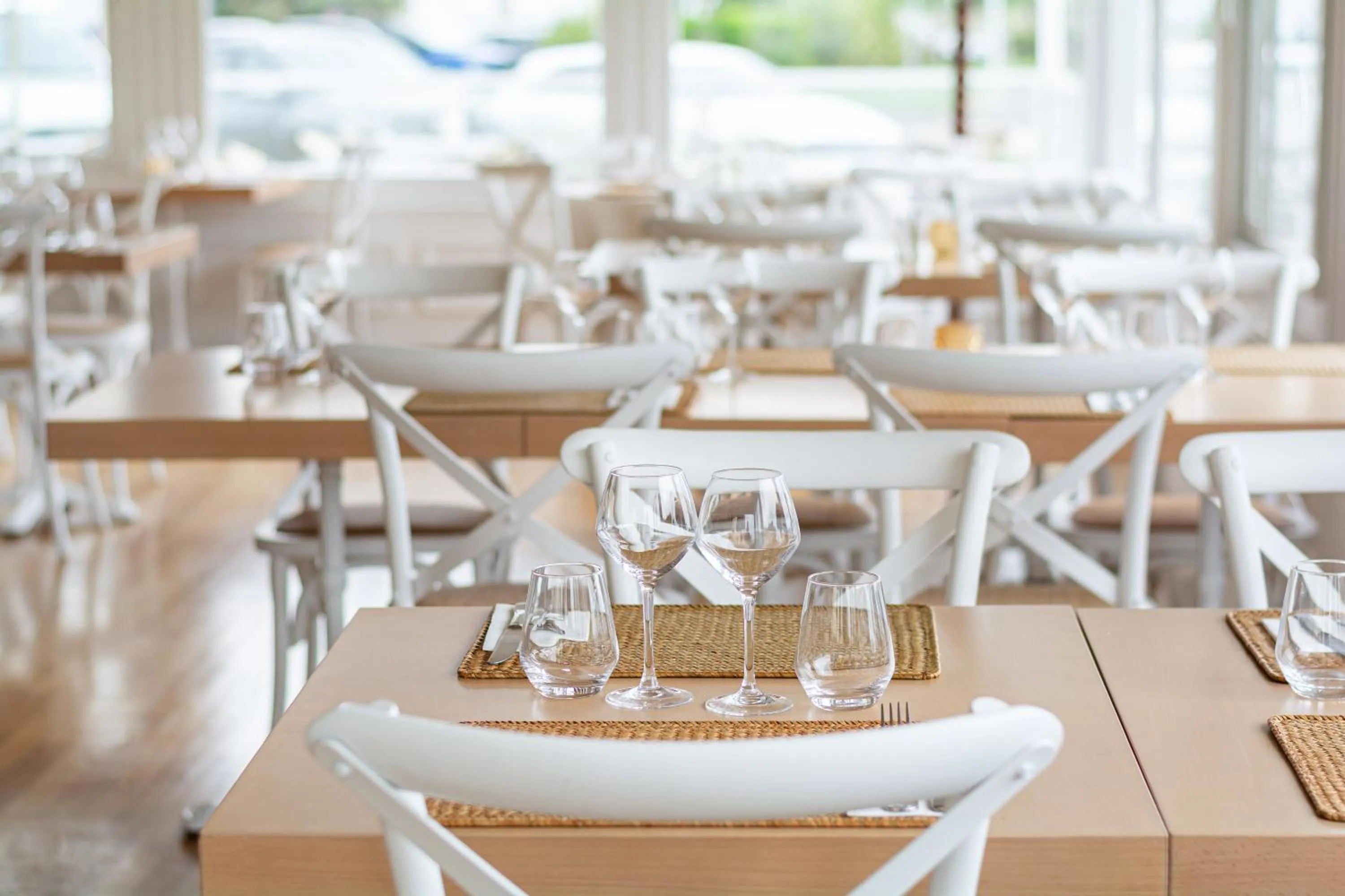 Restaurant/places to eat in Hôtel De La Plage