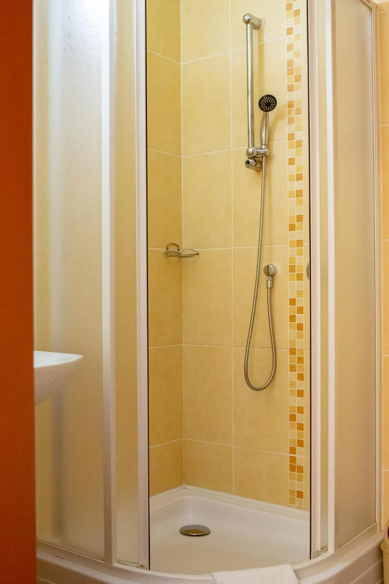 Shower in Penzion Na Kurtech