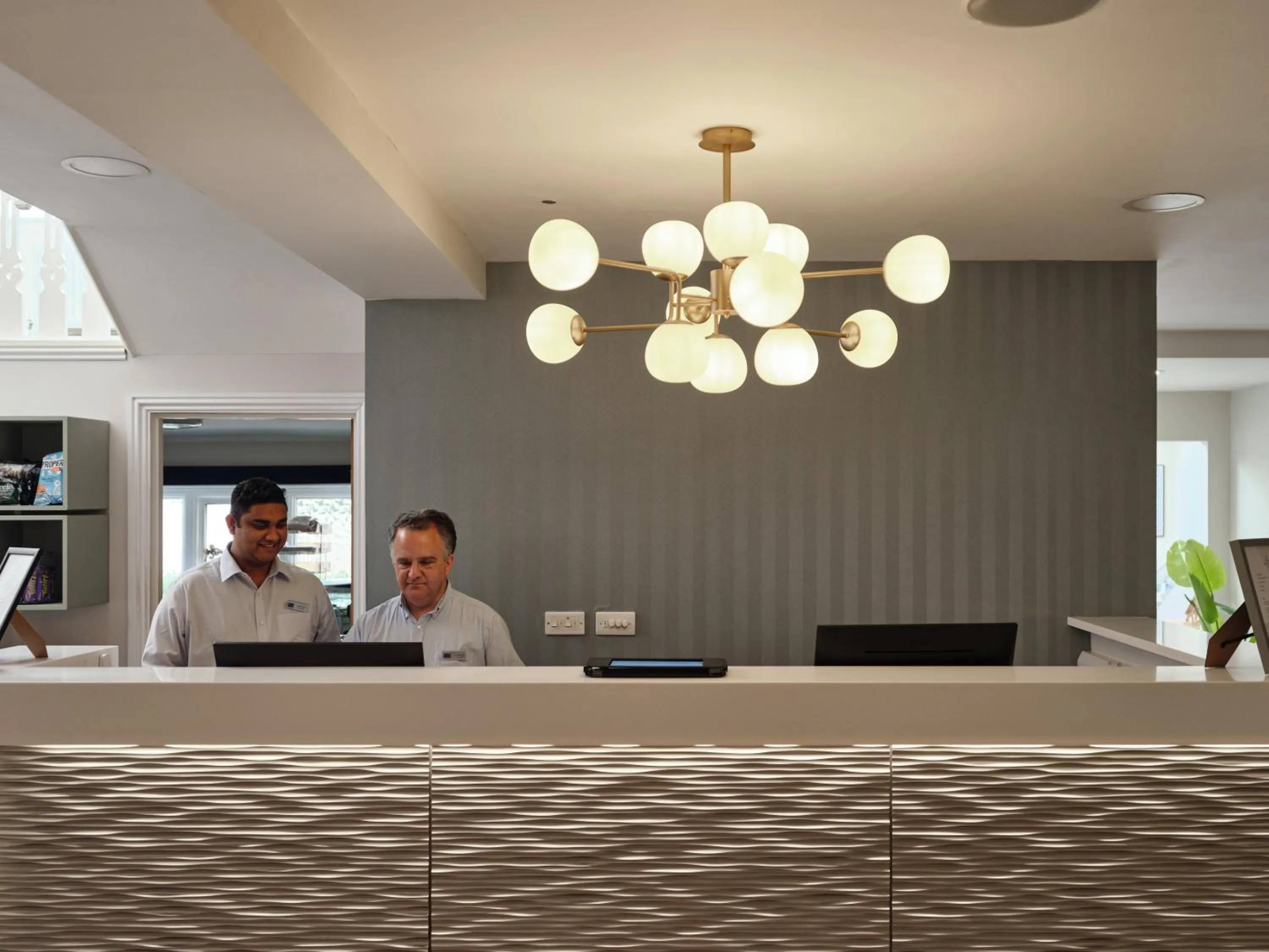 Lobby or reception in Linton Lodge a BW Signature Collection Hotel