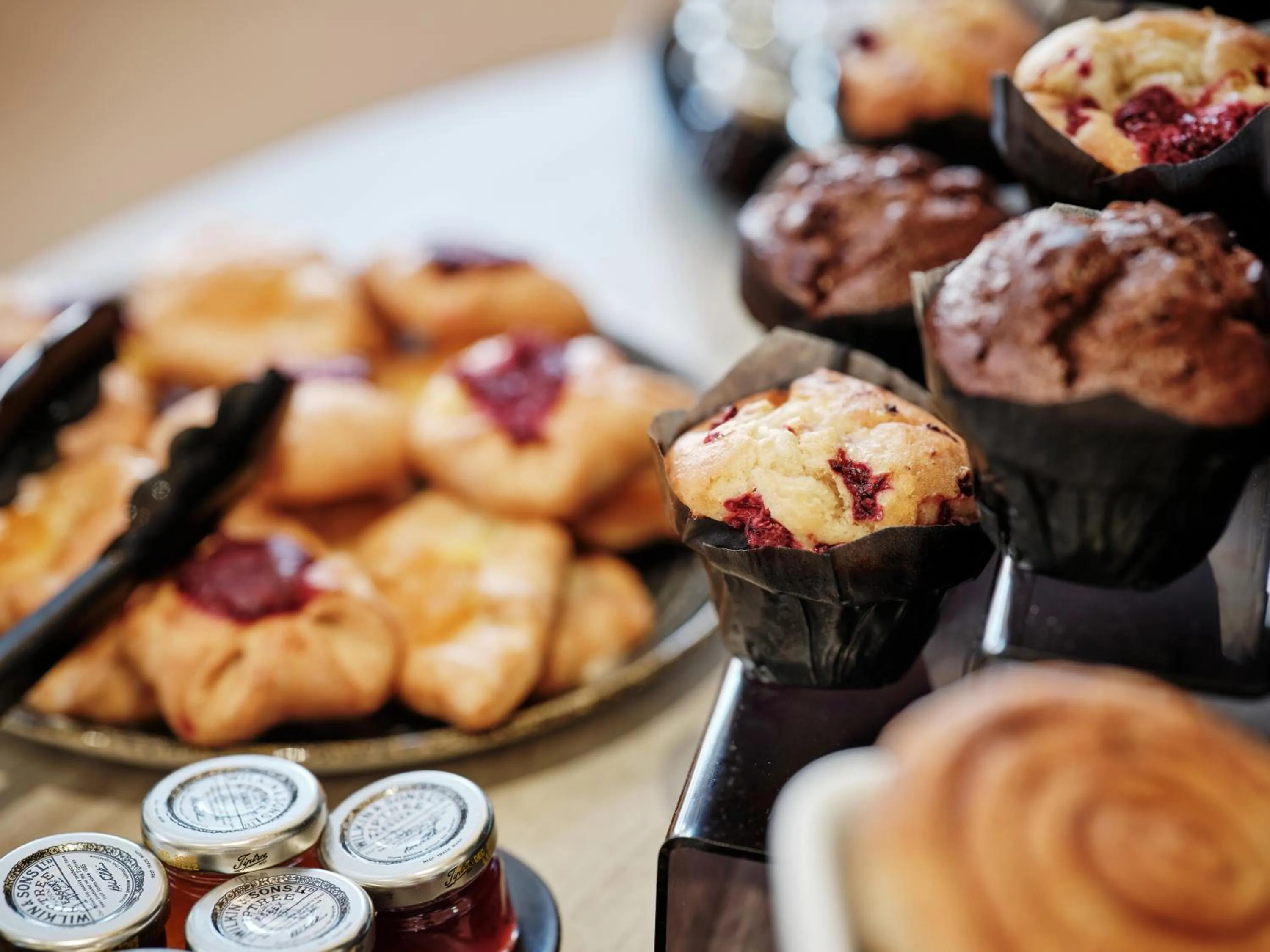 Breakfast in Linton Lodge a BW Signature Collection Hotel