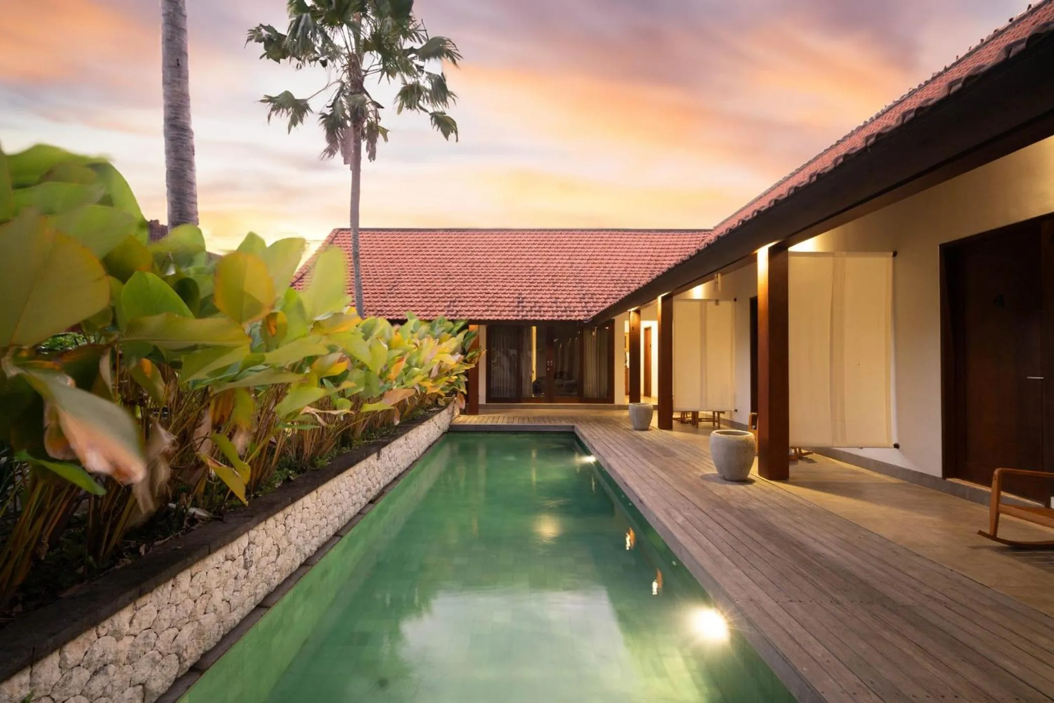 Swimming pool in Rarama Living Studio