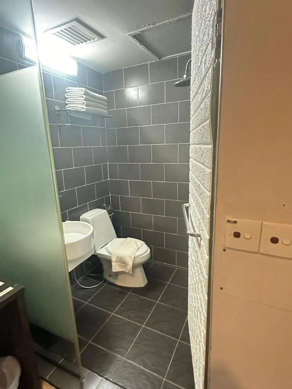 Bathroom in KINGSMAN BOUTIQUE HOTEL