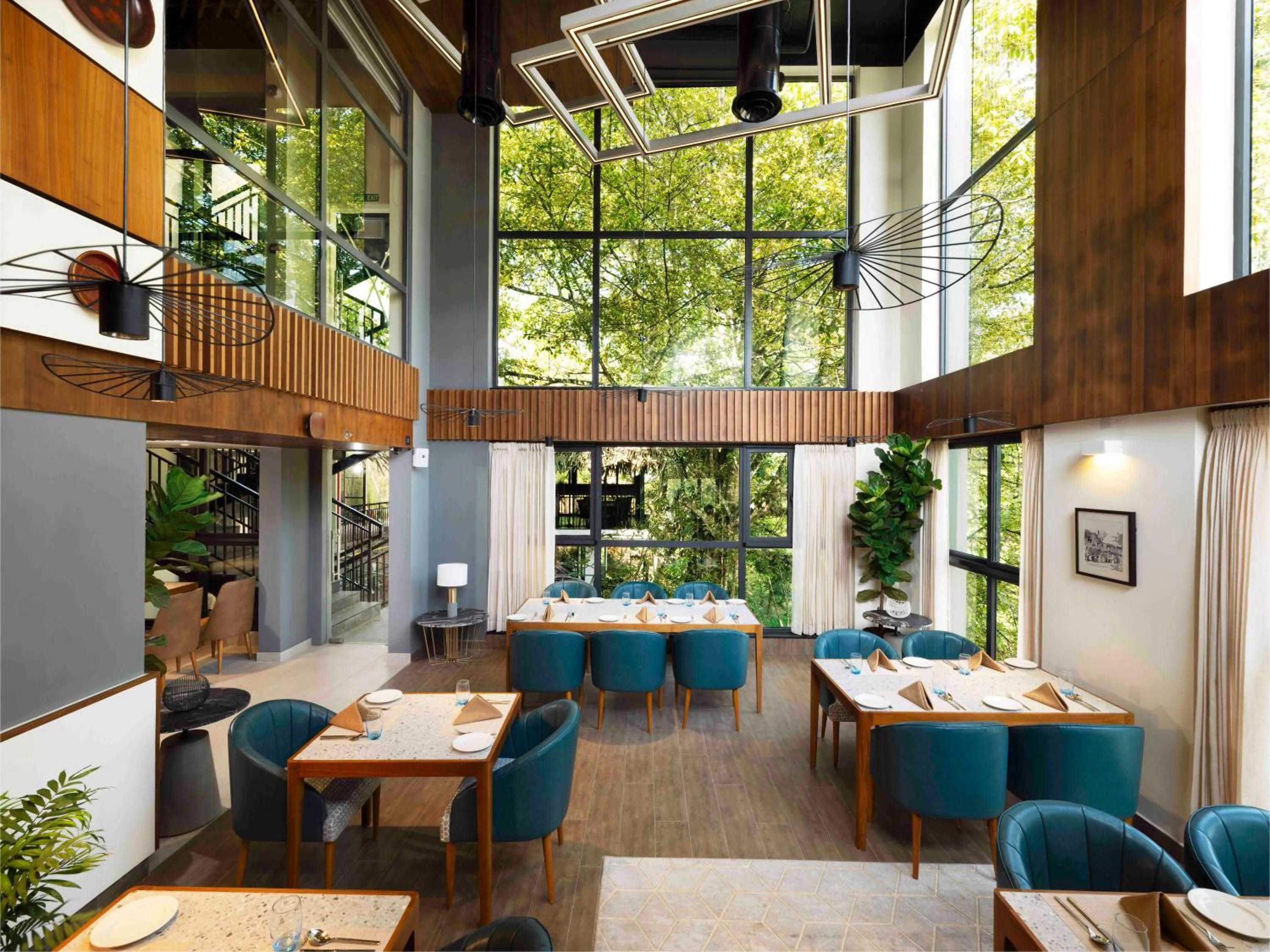 Restaurant/places to eat in Scenic, Munnar - IHCL SeleQtions