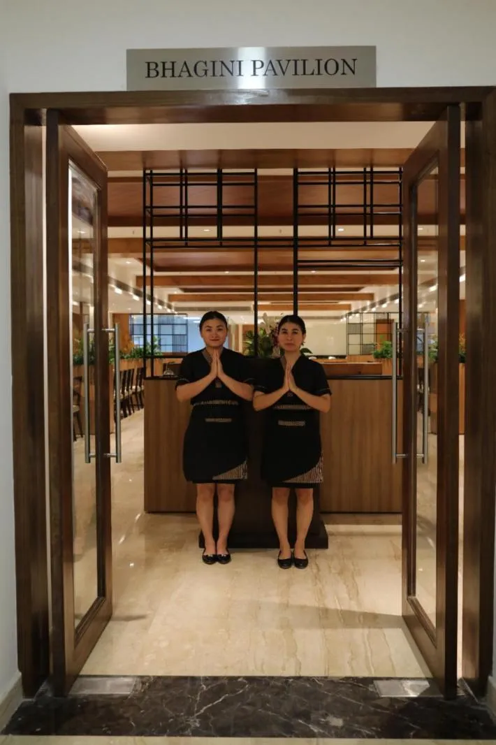 Restaurant/places to eat in Icon Grand Hotel By Bhagini