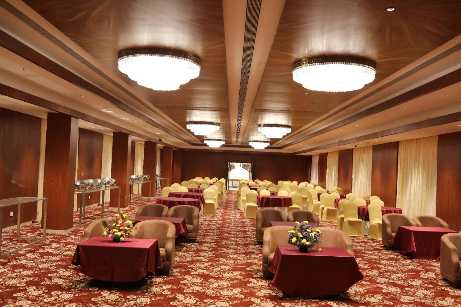 Breakfast in Icon Grand Hotel By Bhagini