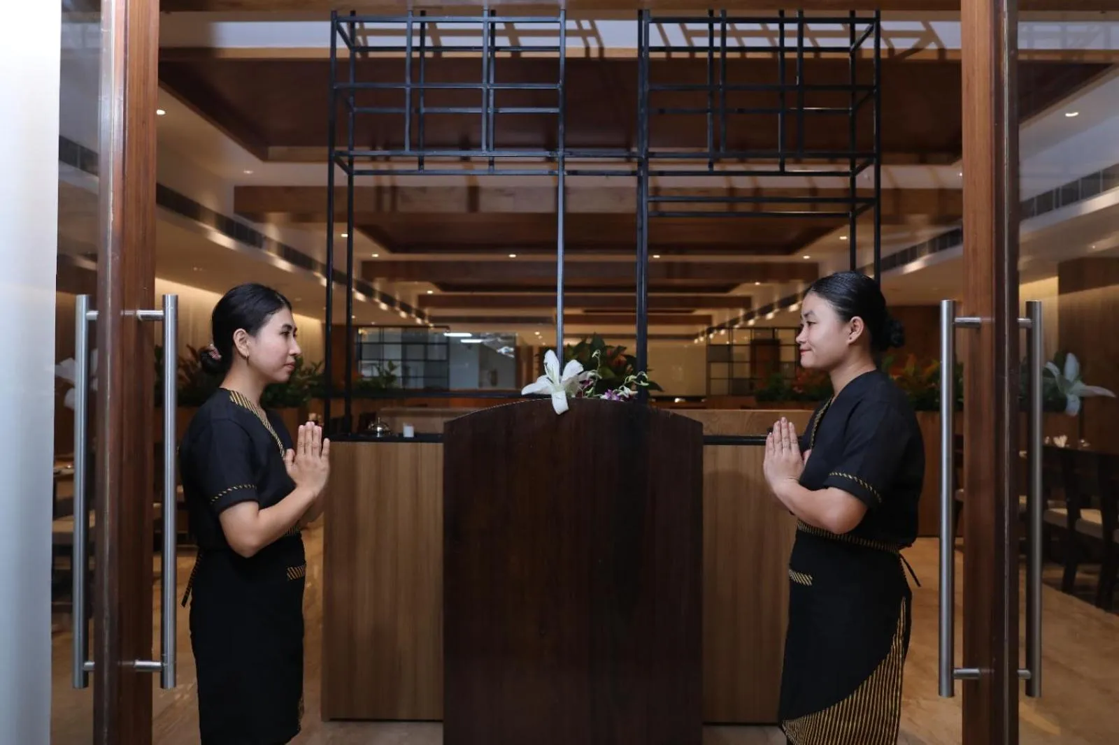 Restaurant/places to eat in Icon Grand Hotel By Bhagini