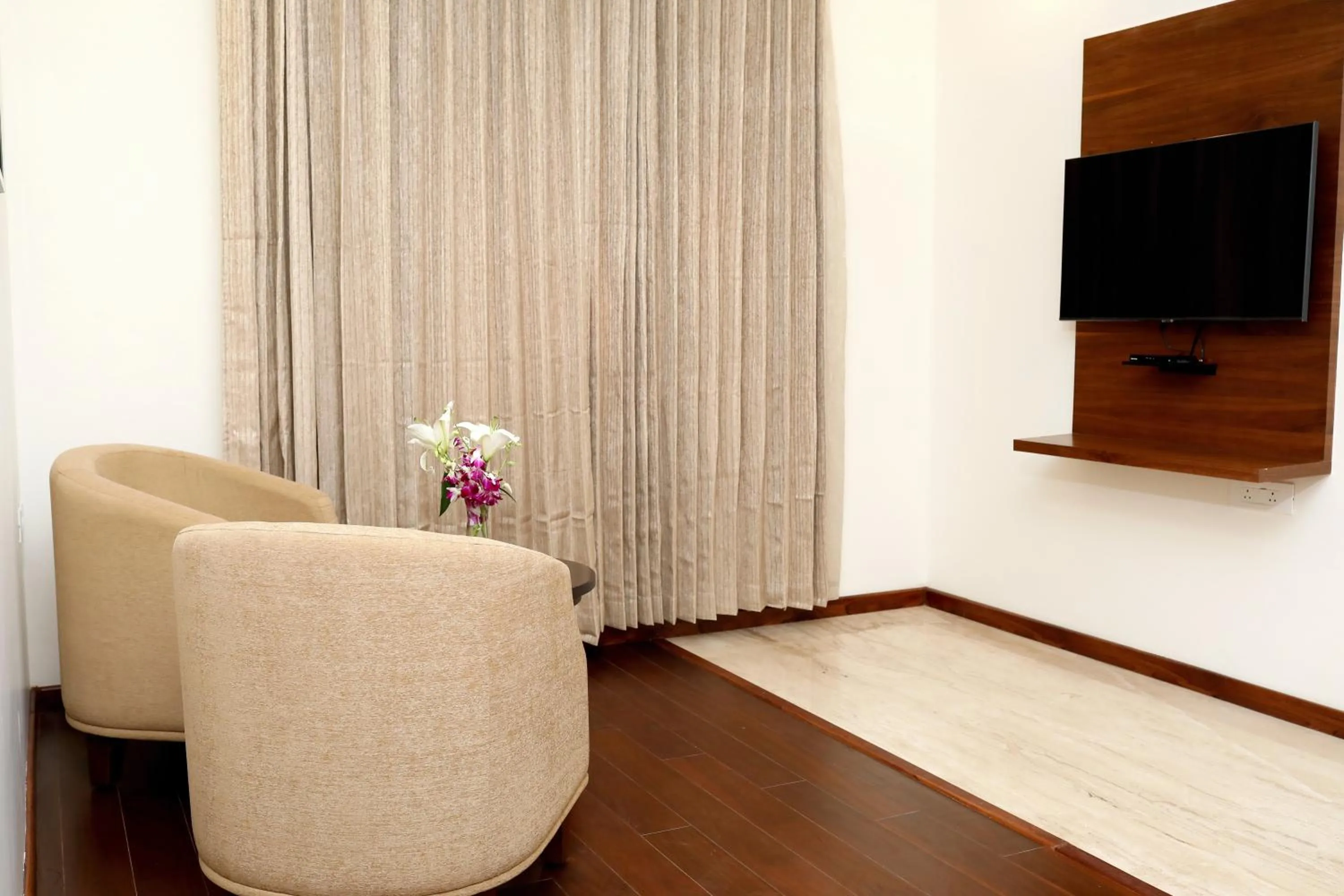 Bedroom in Icon Grand Hotel By Bhagini