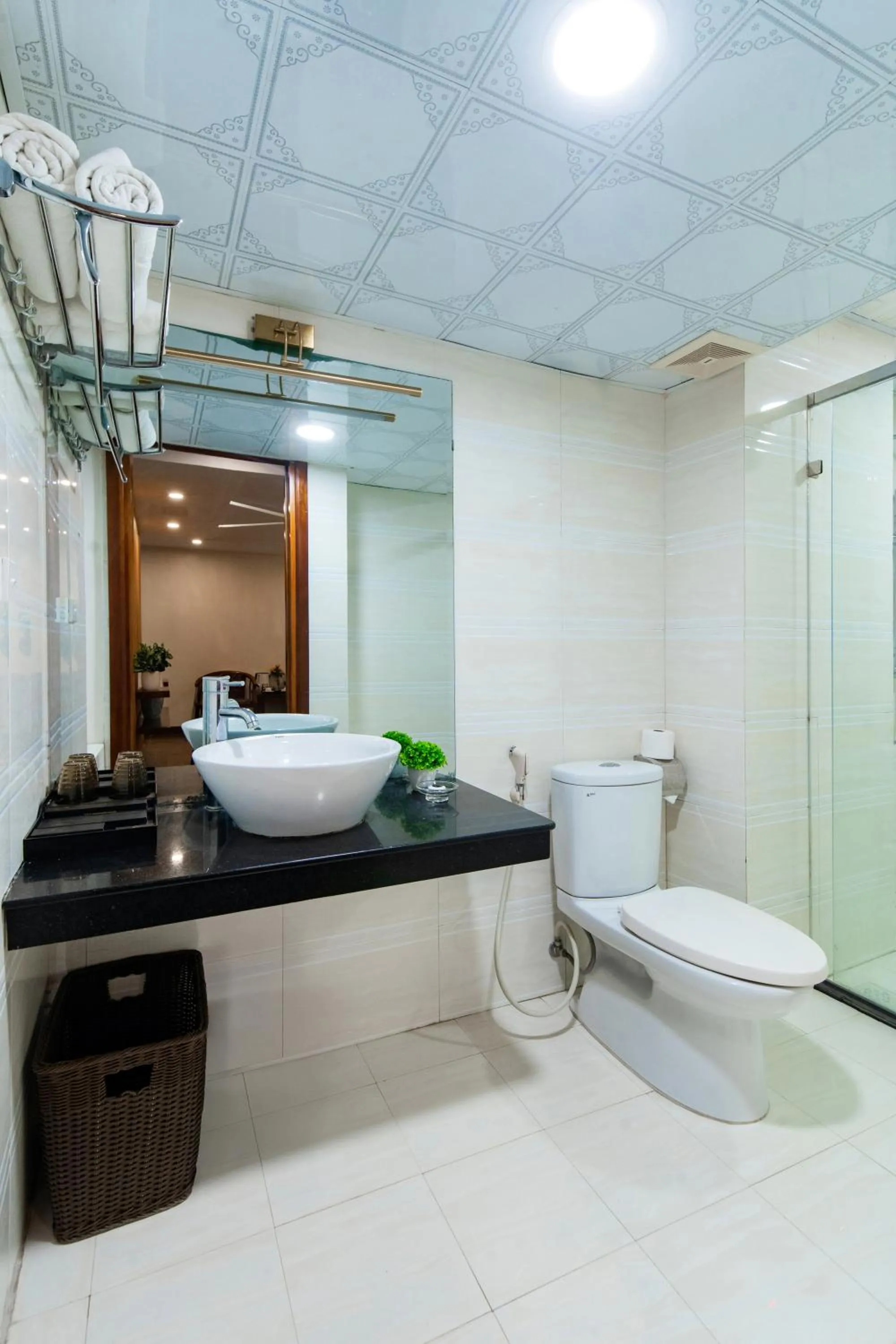 Toilet in Sapa Paradise Hotel