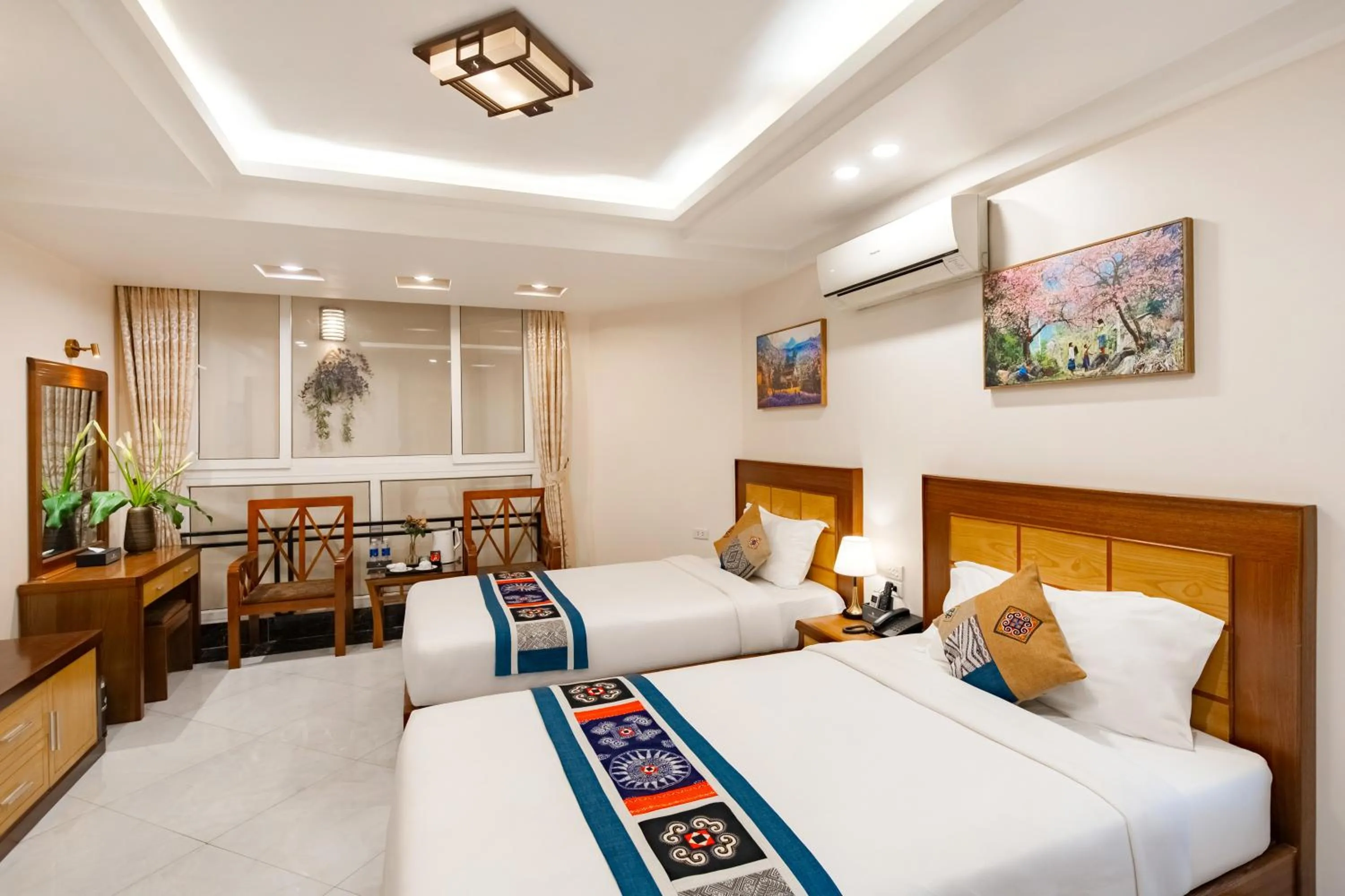 Bed in Sapa Paradise Hotel