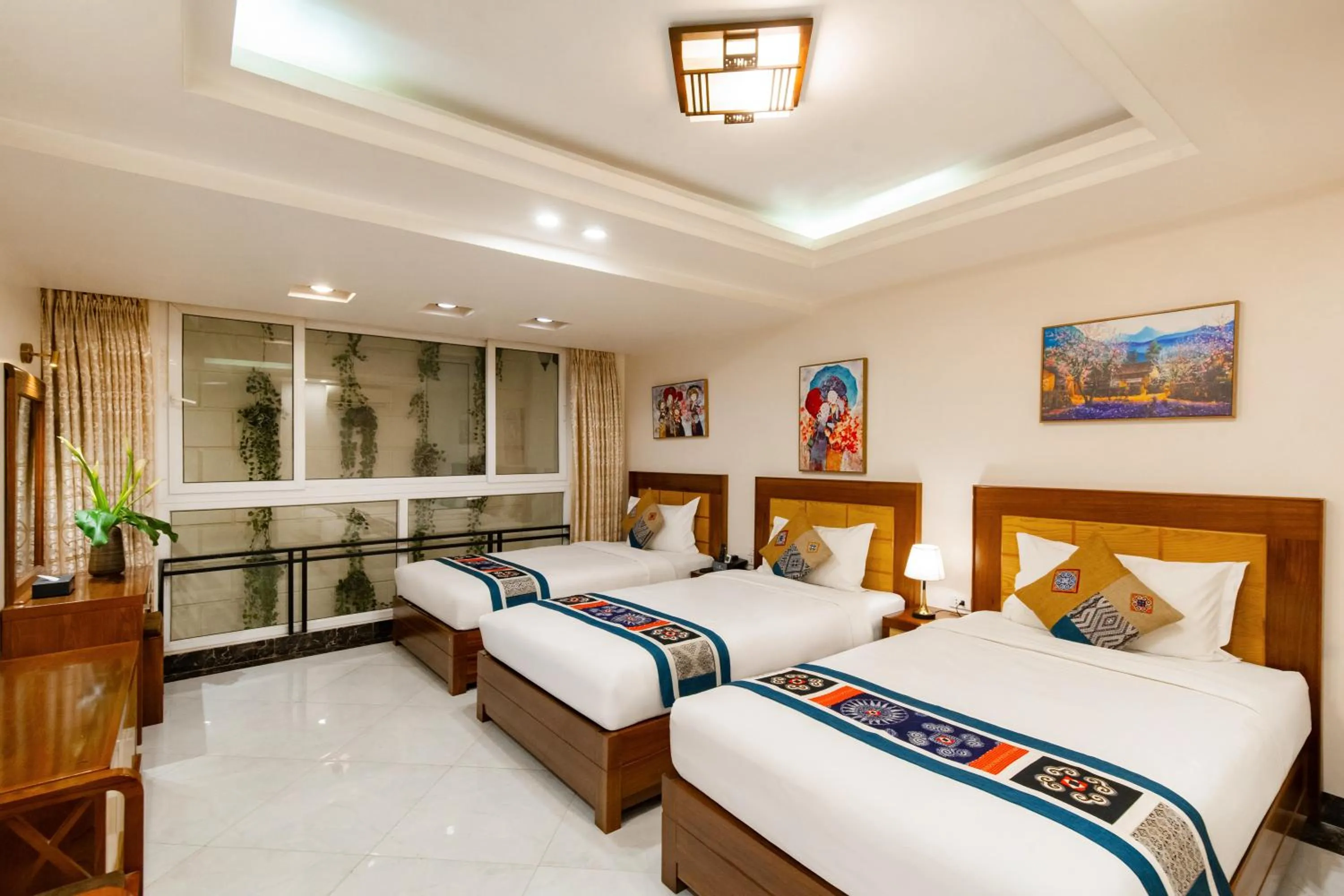 Bed in Sapa Paradise Hotel