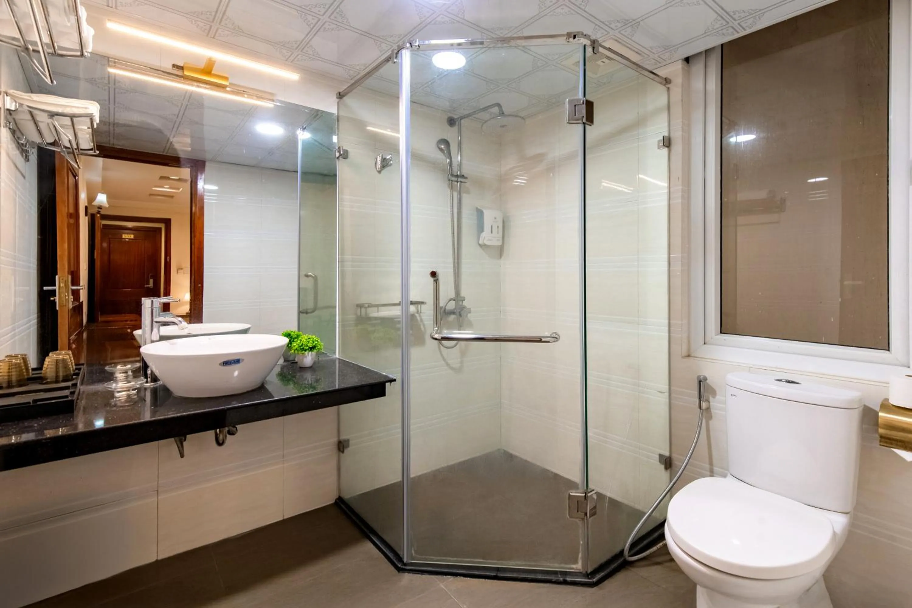 Toilet in Sapa Paradise Hotel