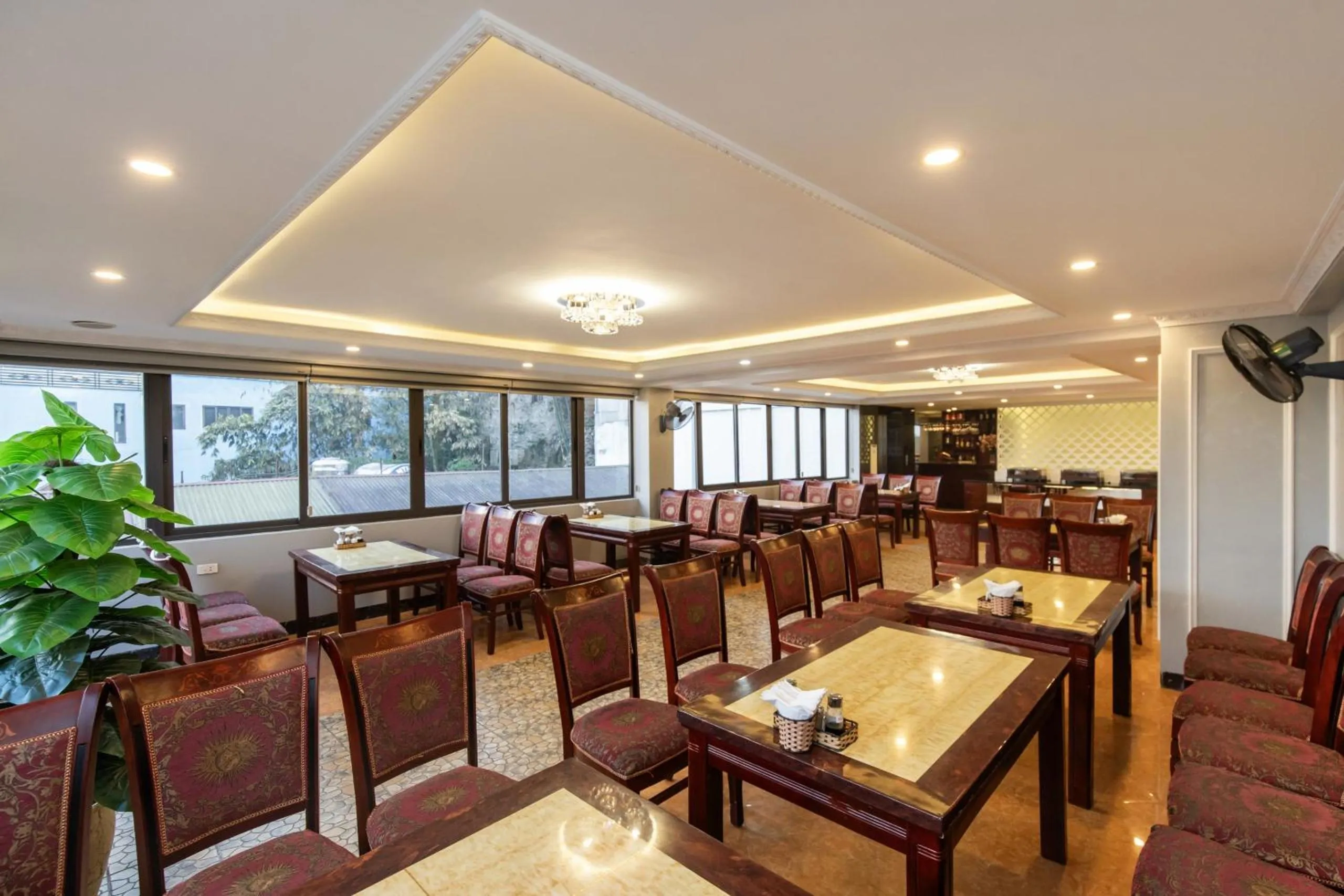 Restaurant/places to eat in Sapa Paradise Hotel