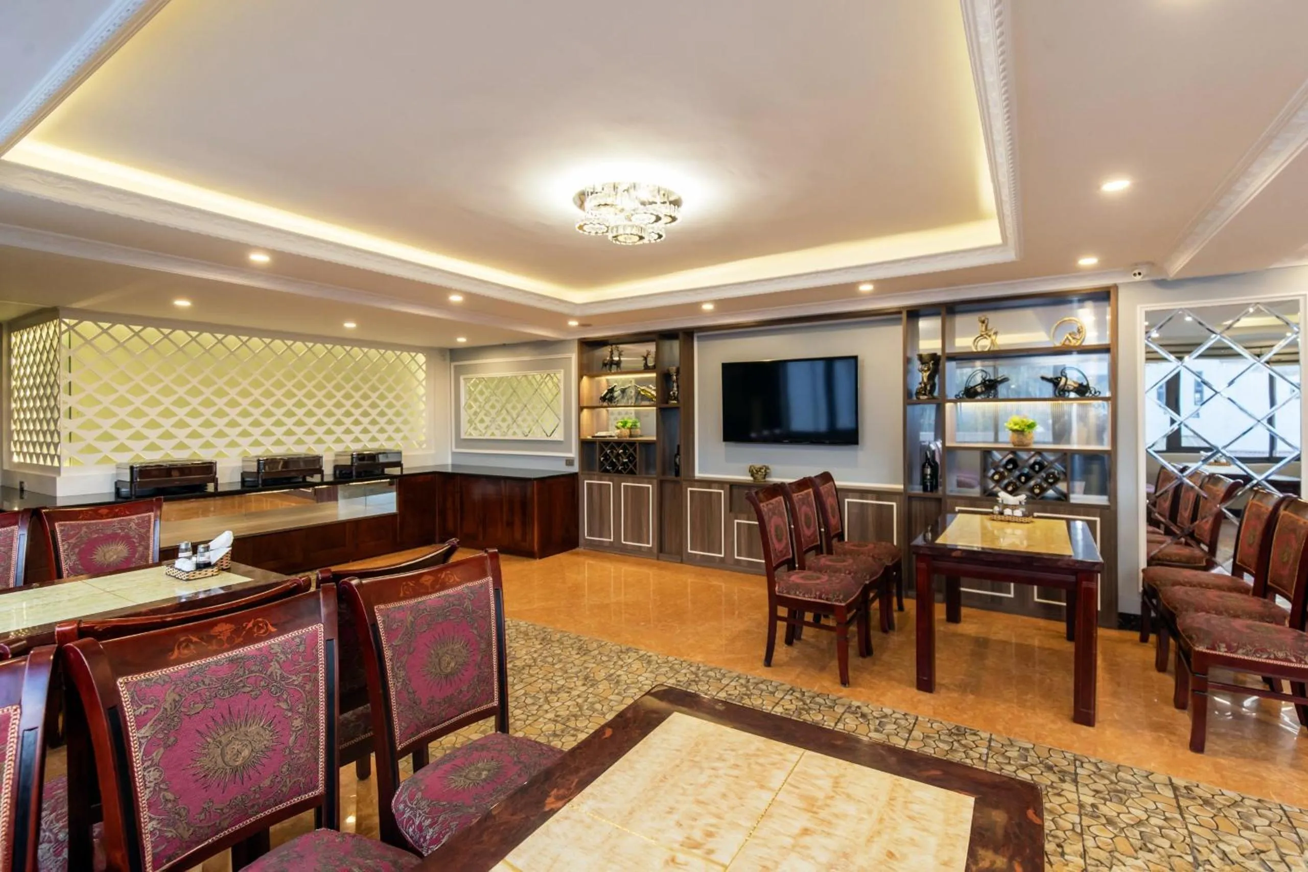 Restaurant/places to eat in Sapa Paradise Hotel