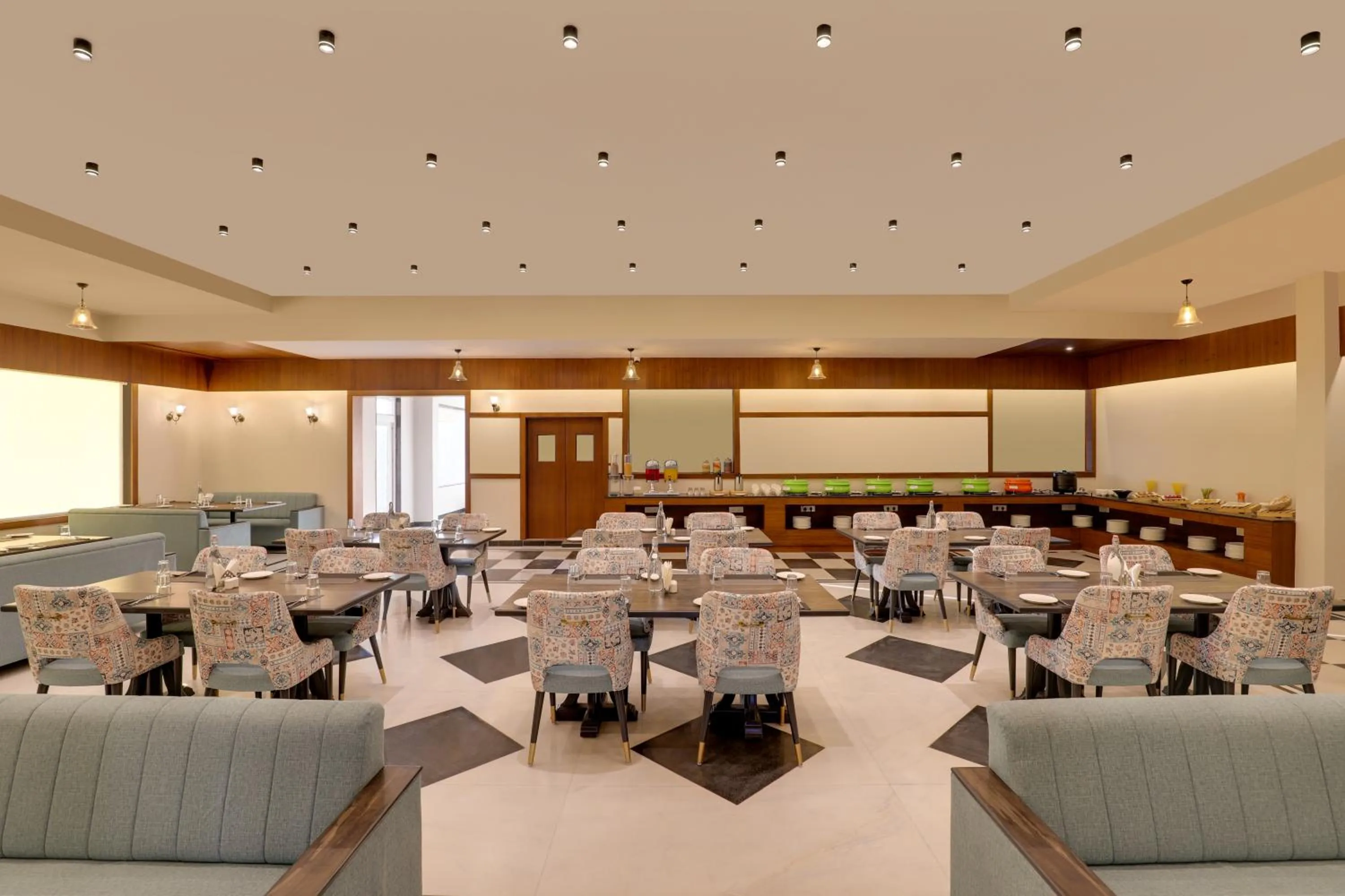 Restaurant/places to eat in Lemon Tree Resort, Kumbhalgarh