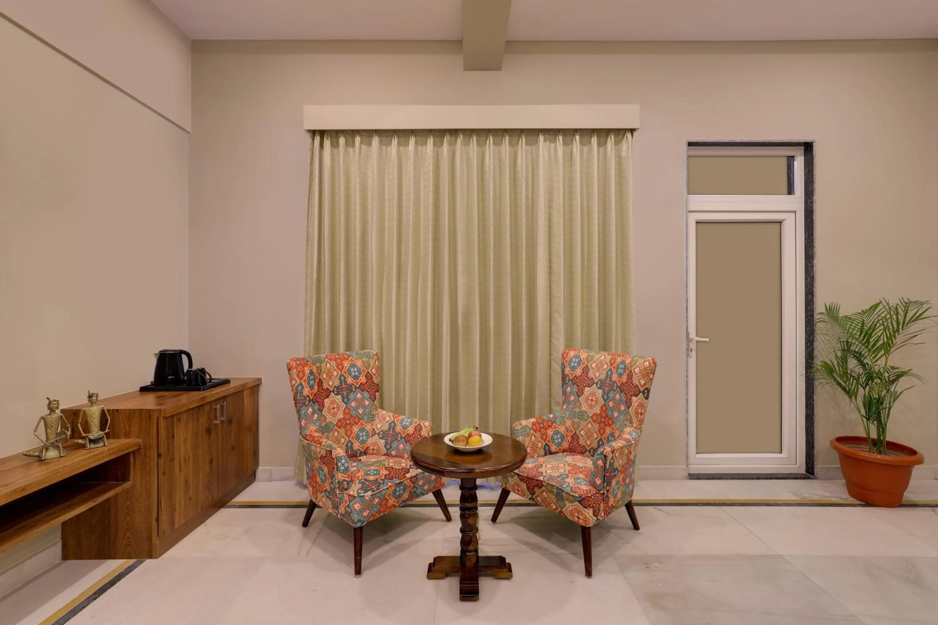 Coffee/tea facilities in Lemon Tree Resort, Kumbhalgarh