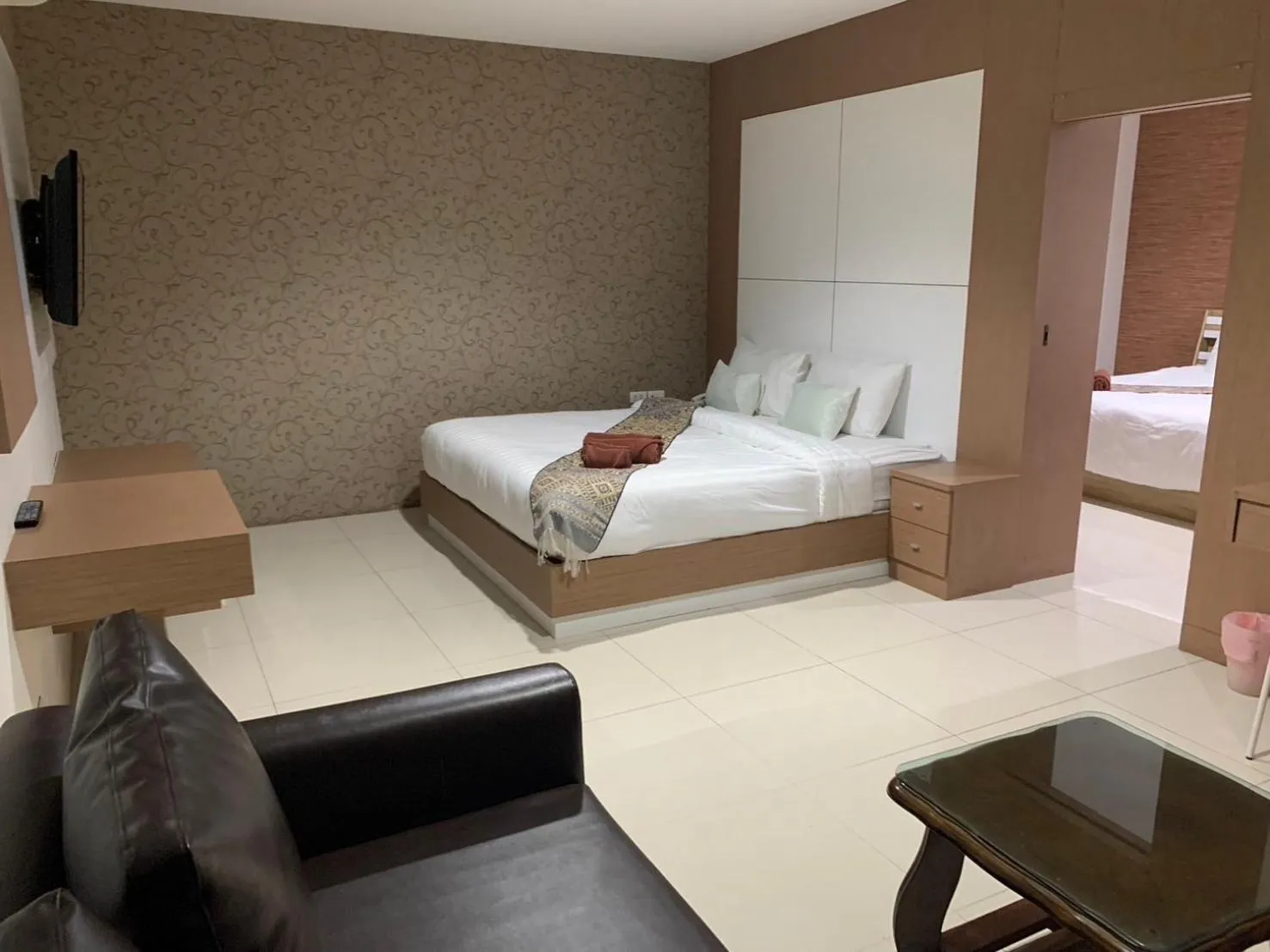 Photo of the whole room, Bed in The Infinity Suite Chiangrai