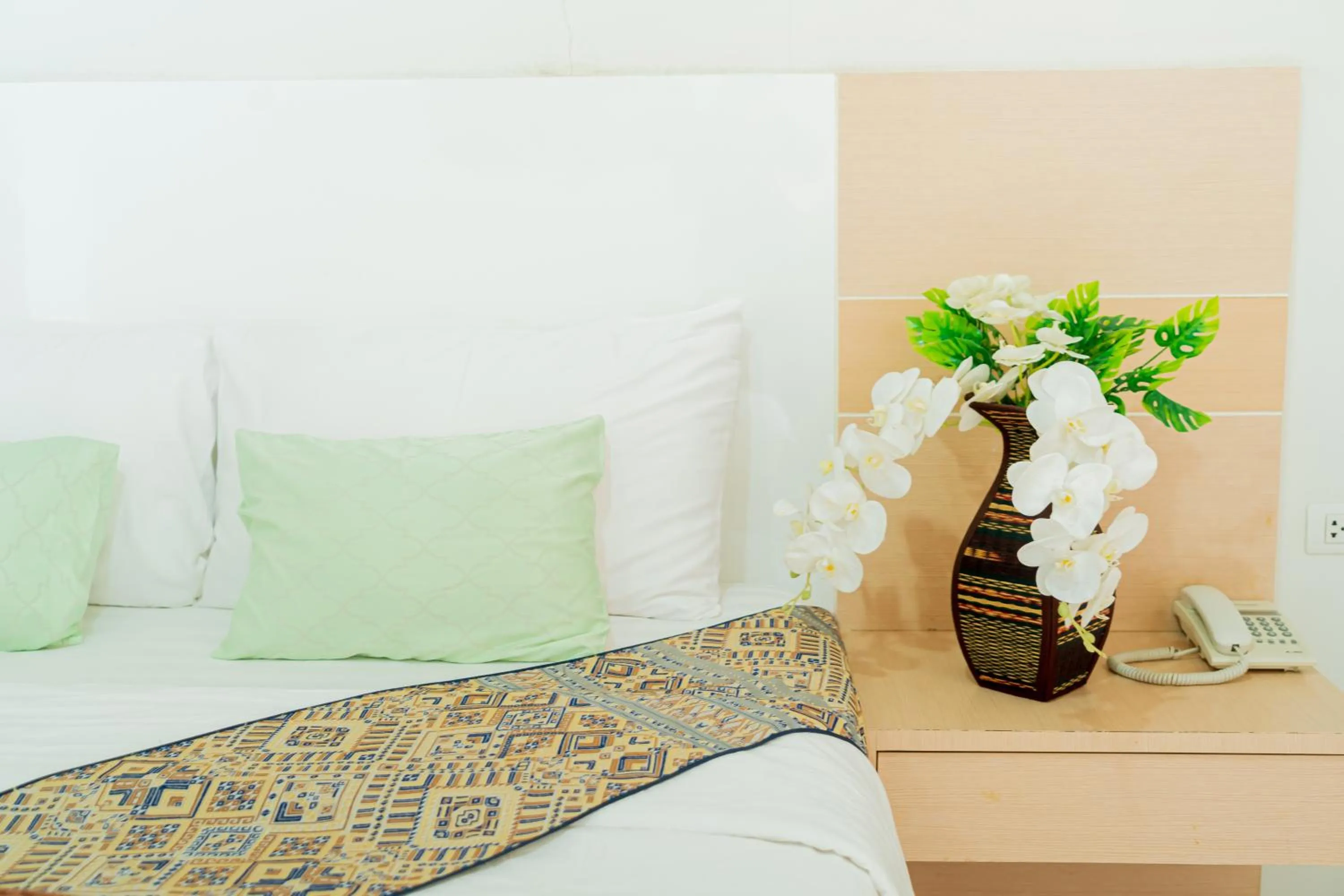 hair dresser, Bed in The Infinity Suite Chiangrai