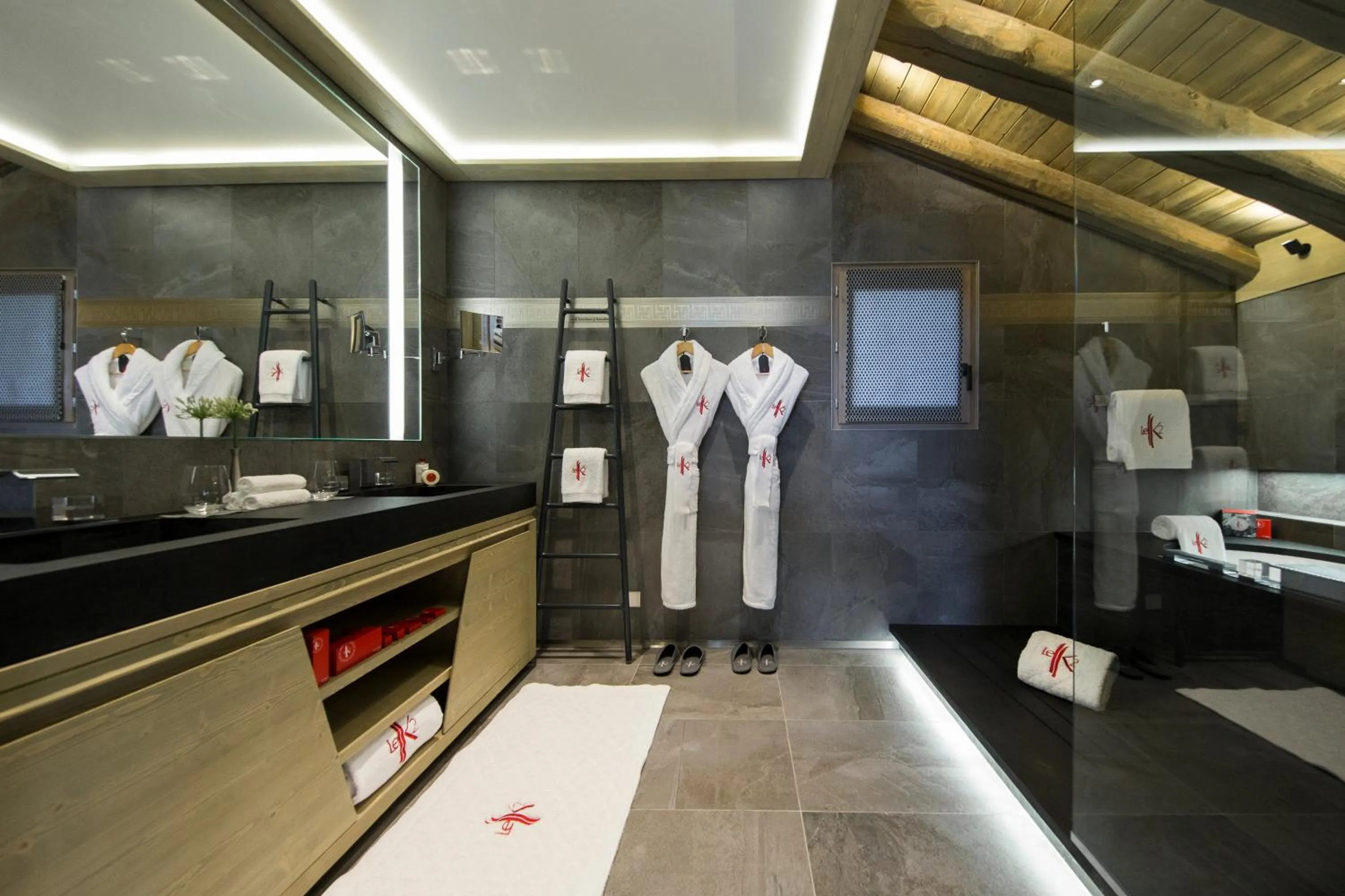 Bathroom in Hotel Le K2 Altitude