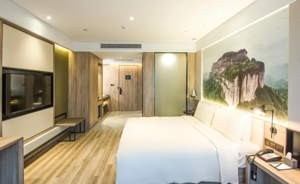 Bed in Atour Hotel Foshan Nanhai Qiandeng Lake Guicheng
