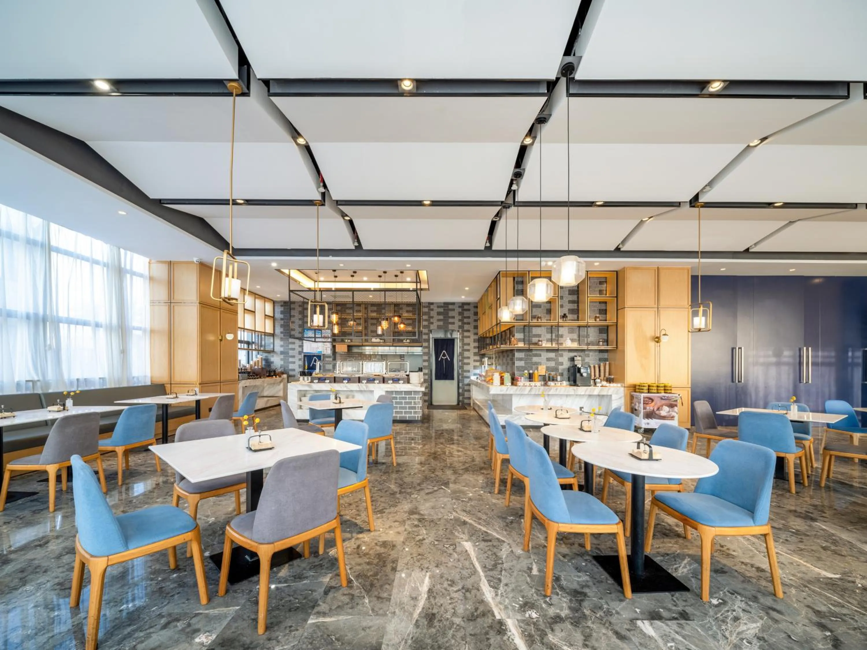 Restaurant/places to eat in Atour Hotel Foshan Nanhai Qiandeng Lake Guicheng