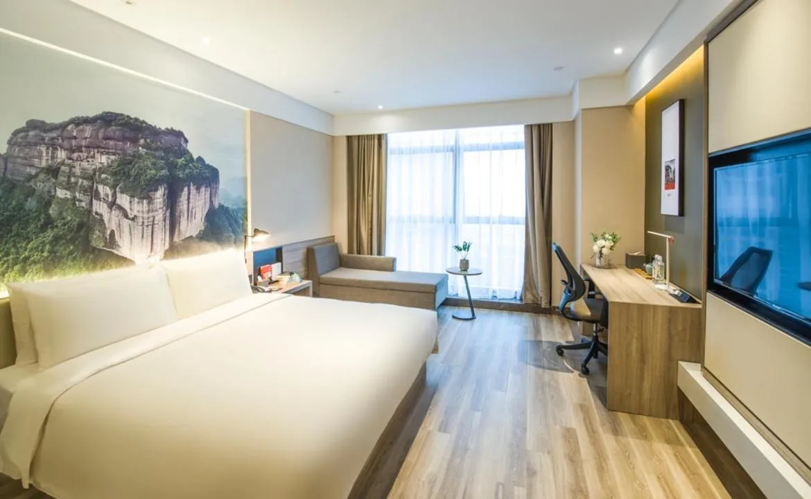 Bed in Atour Hotel Foshan Nanhai Qiandeng Lake Guicheng