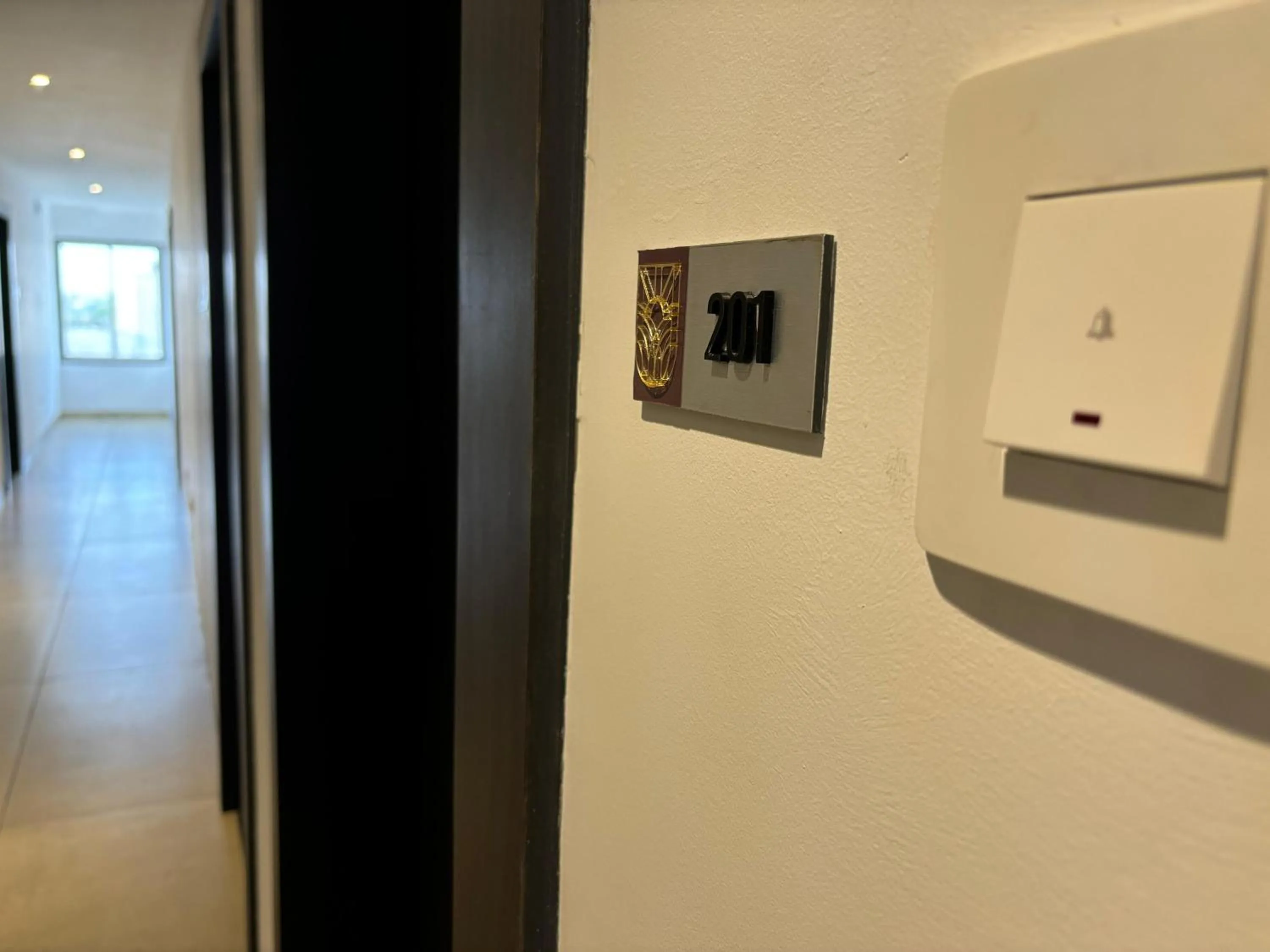 Logo/Certificate/Sign in Sunny Executive