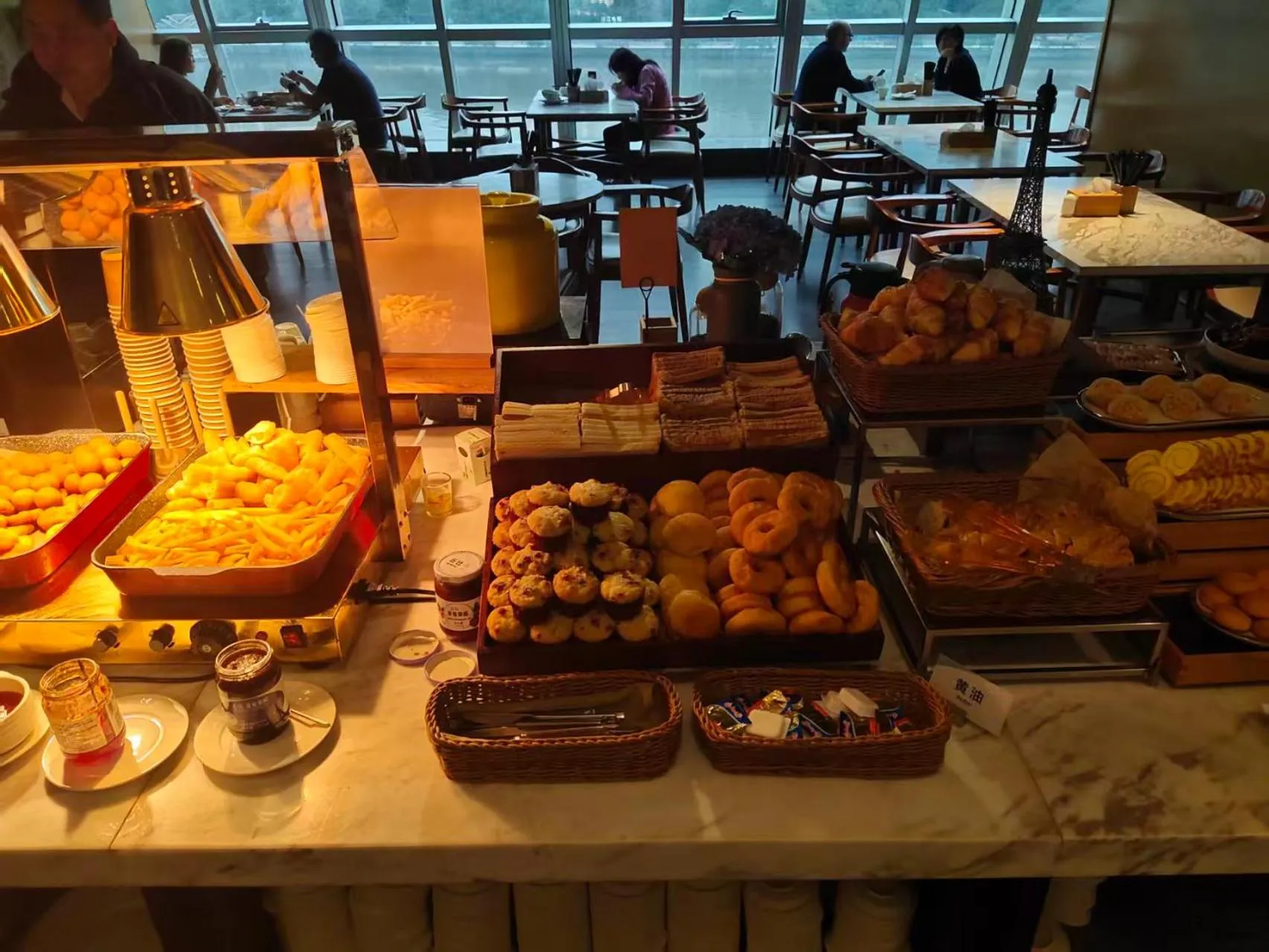 Restaurant/places to eat in Atour S Hotel Guangzhou Beijing Road Tianzi Wharf