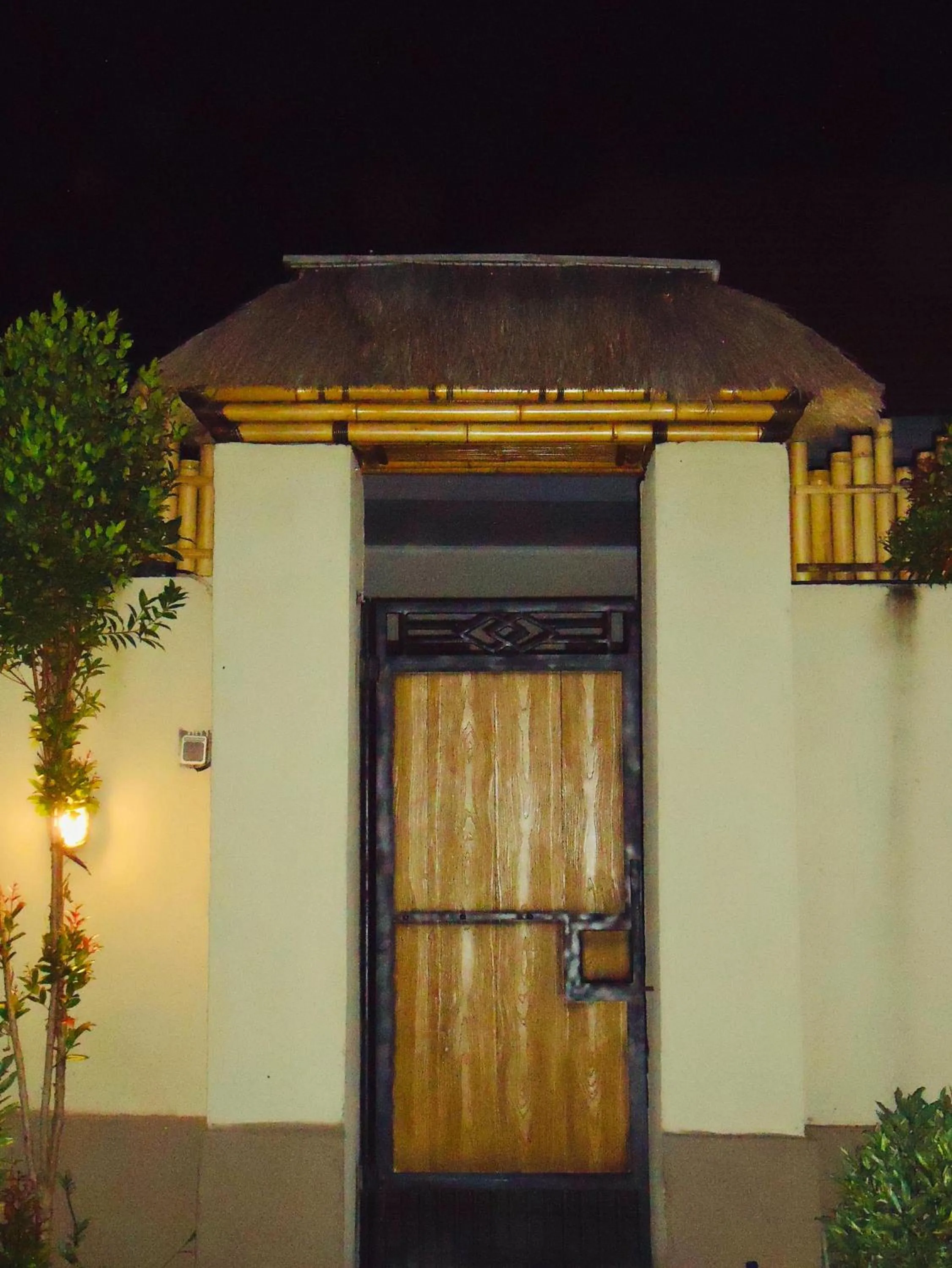 Property building in Sriwedari House Keramas