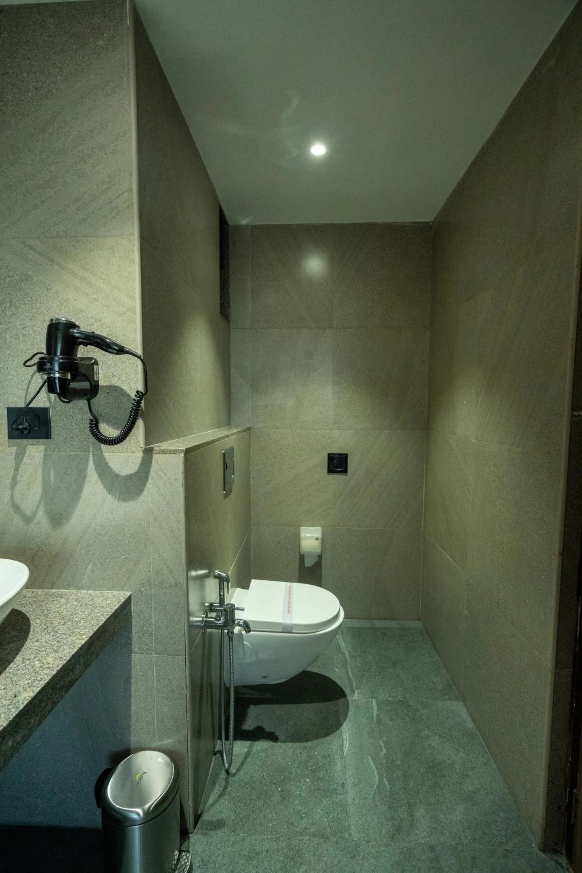 Shower in Hotel Mivaante