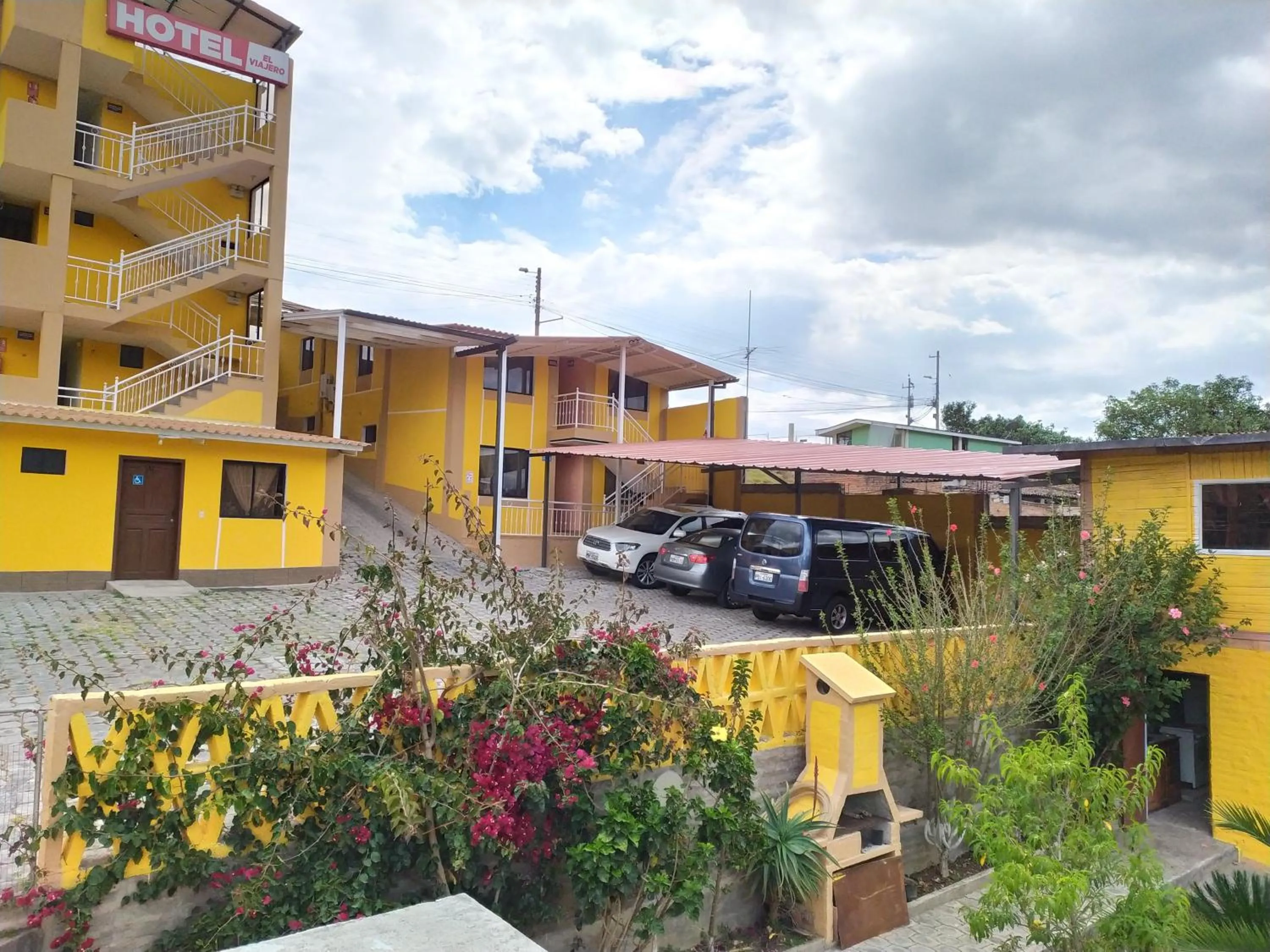 Parking in Hotel Residencial El Viajero