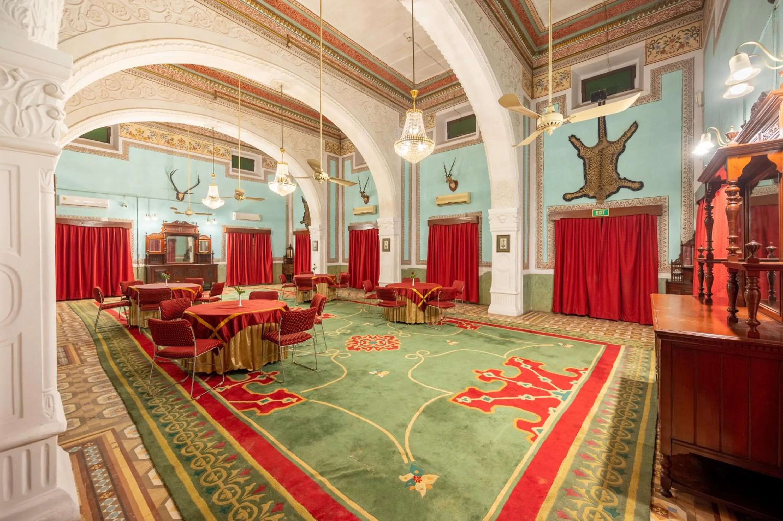 Banquet/Function facilities in Umed Bhawan Palace, Kotah