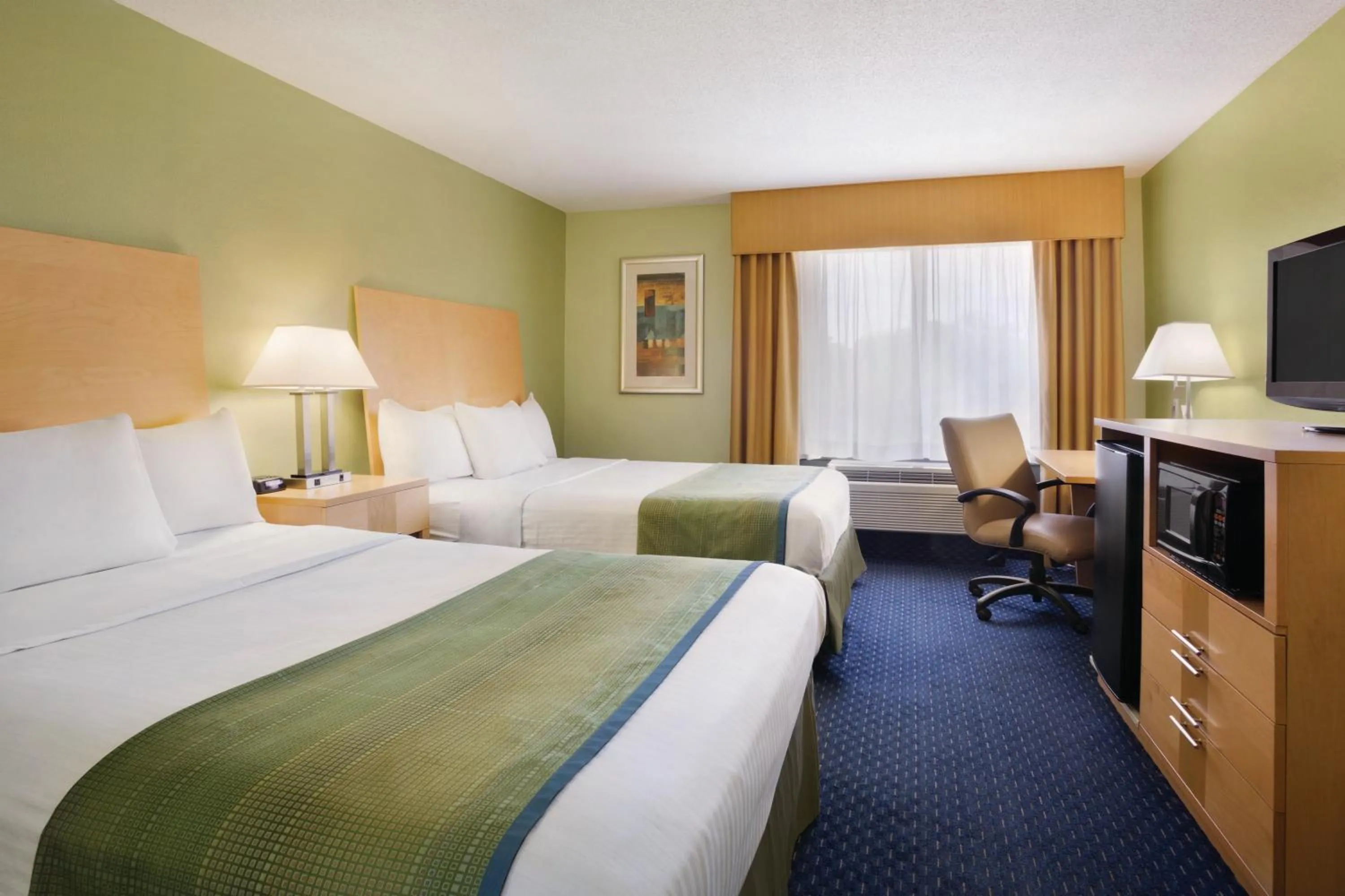 Bed in Park Inn by Radisson Albany