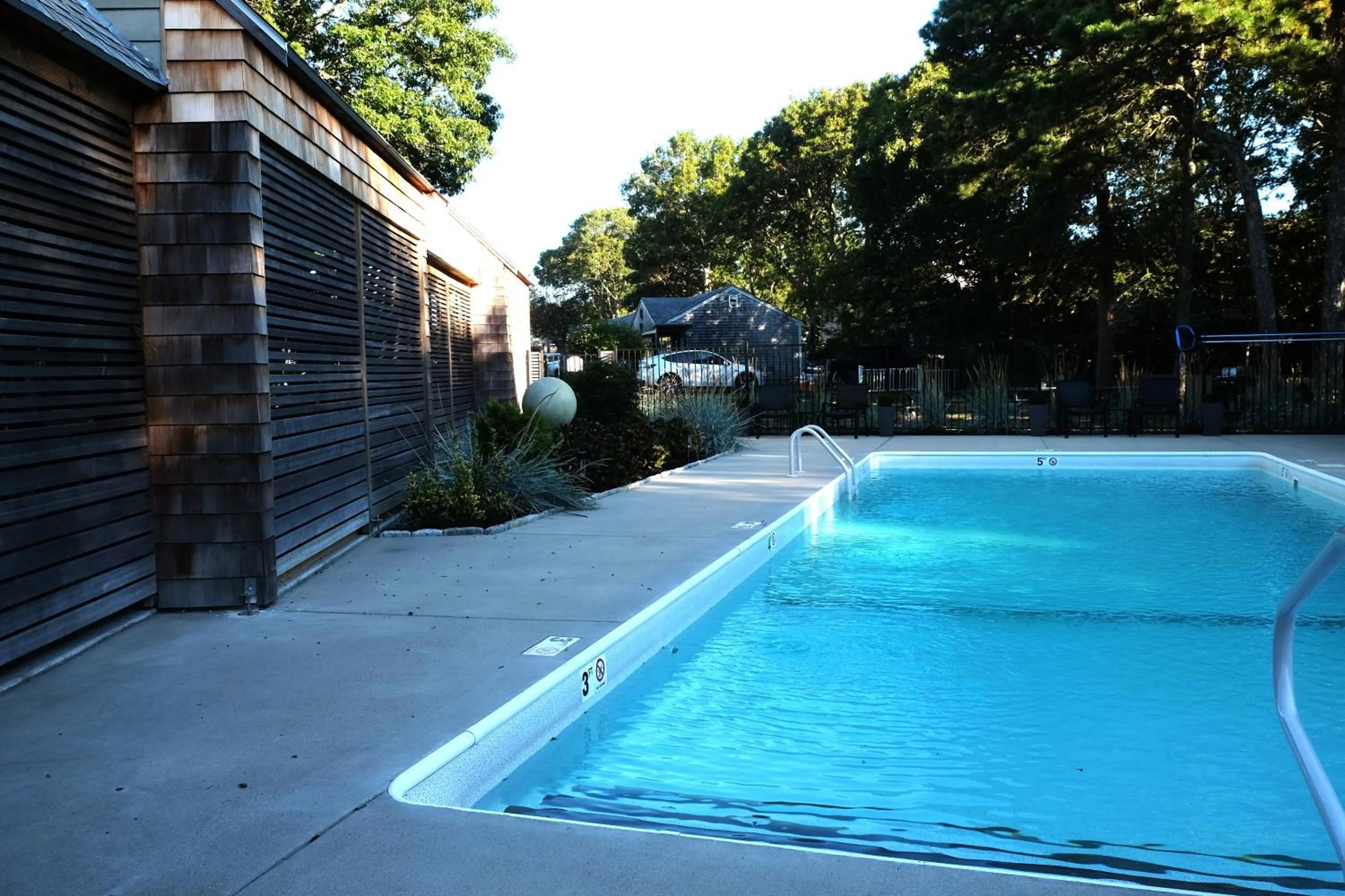 Swimming pool in Cape Cod Veranda
