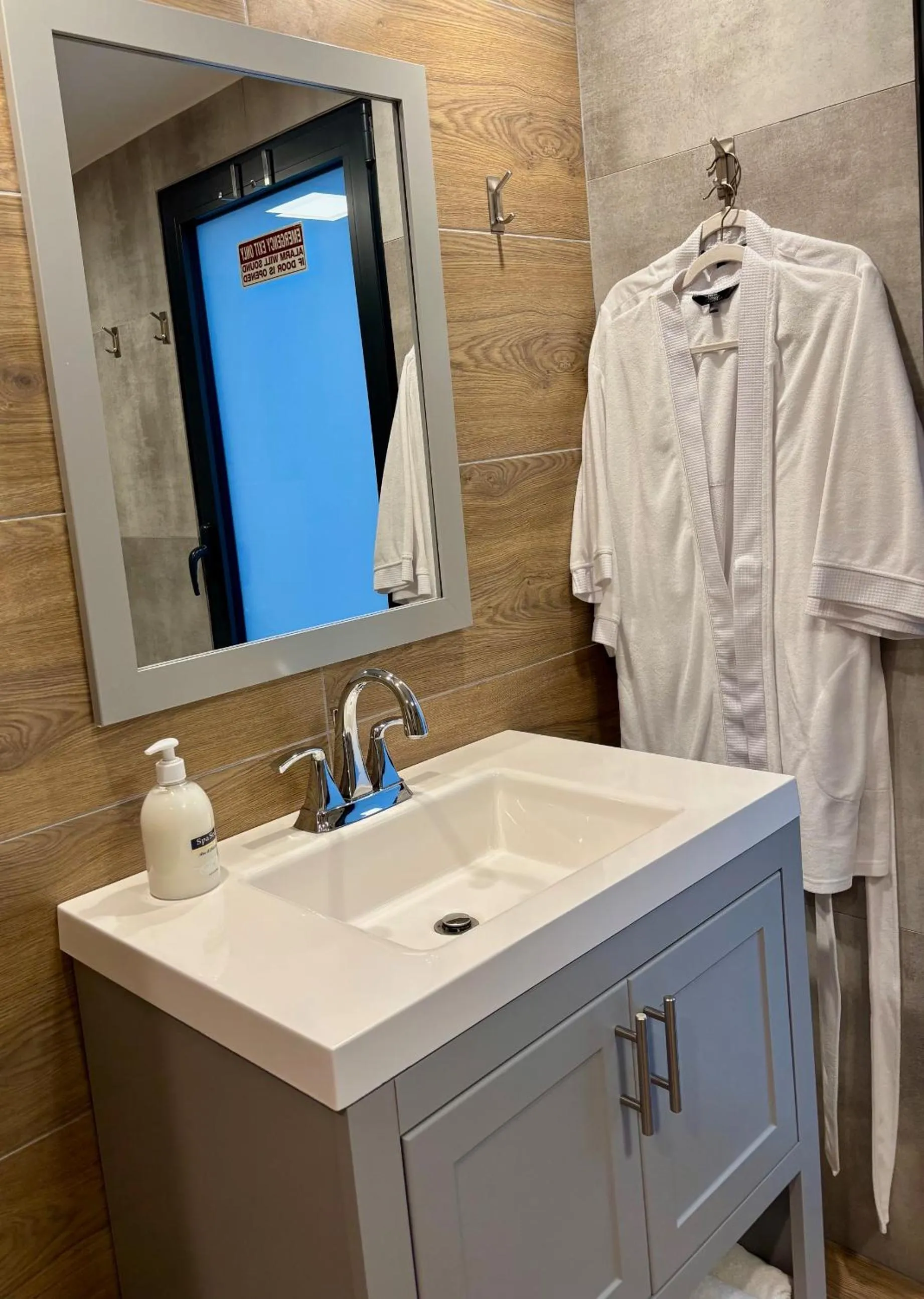 Bathroom in Cape Cod Veranda