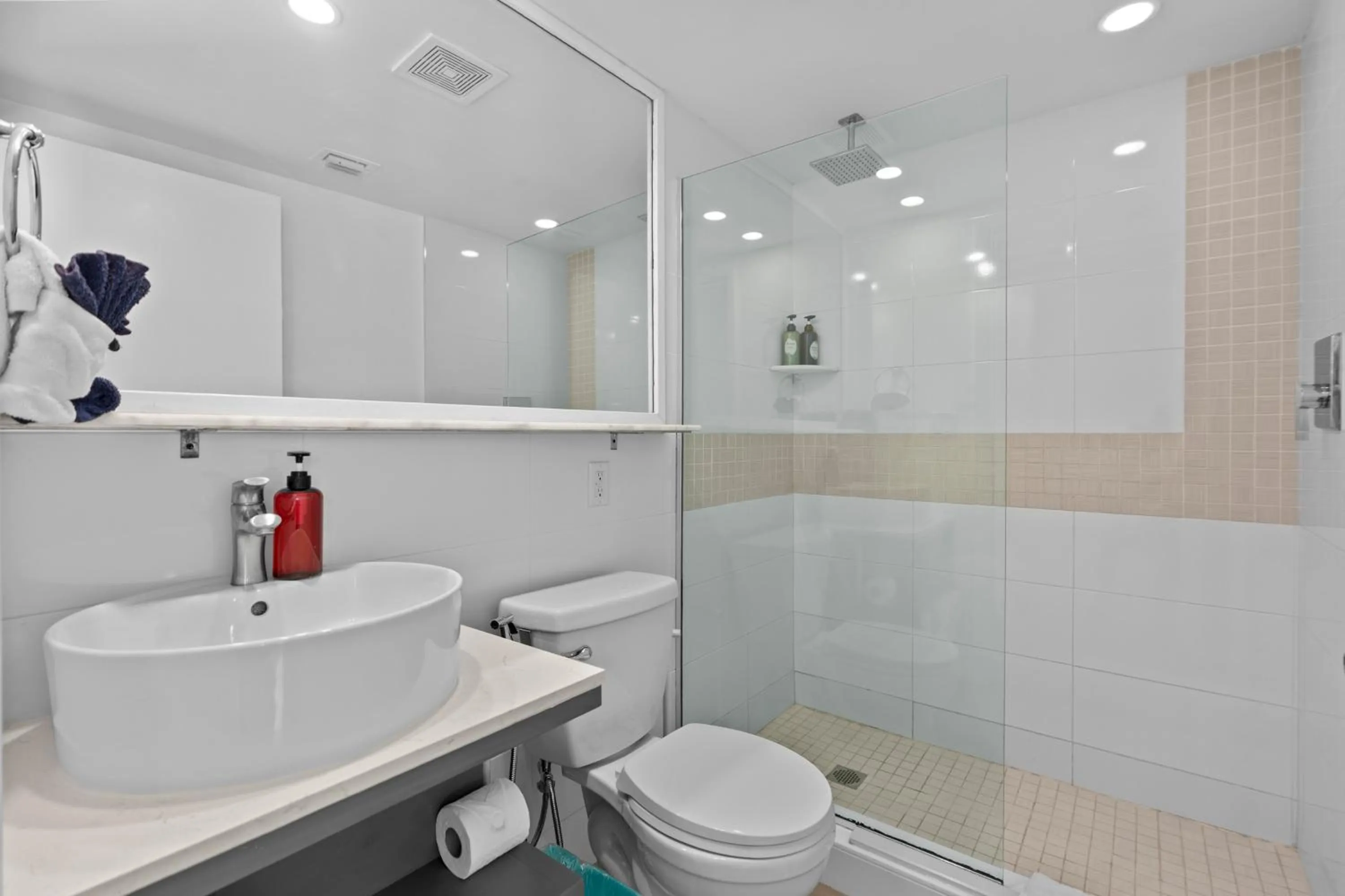 Bathroom in Hotel Belleza