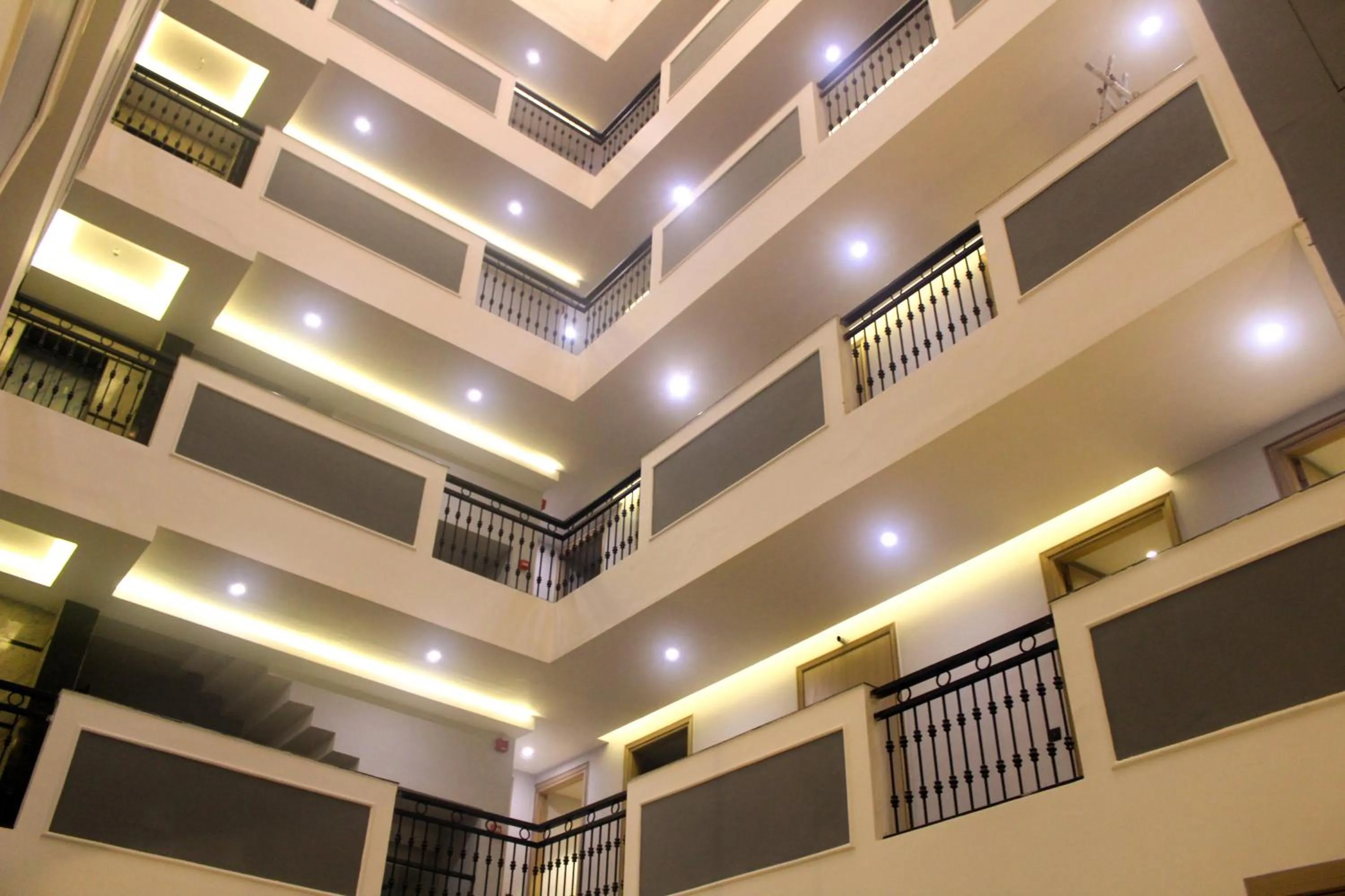 Lobby or reception in Ahuja Residency Mayfield Garden