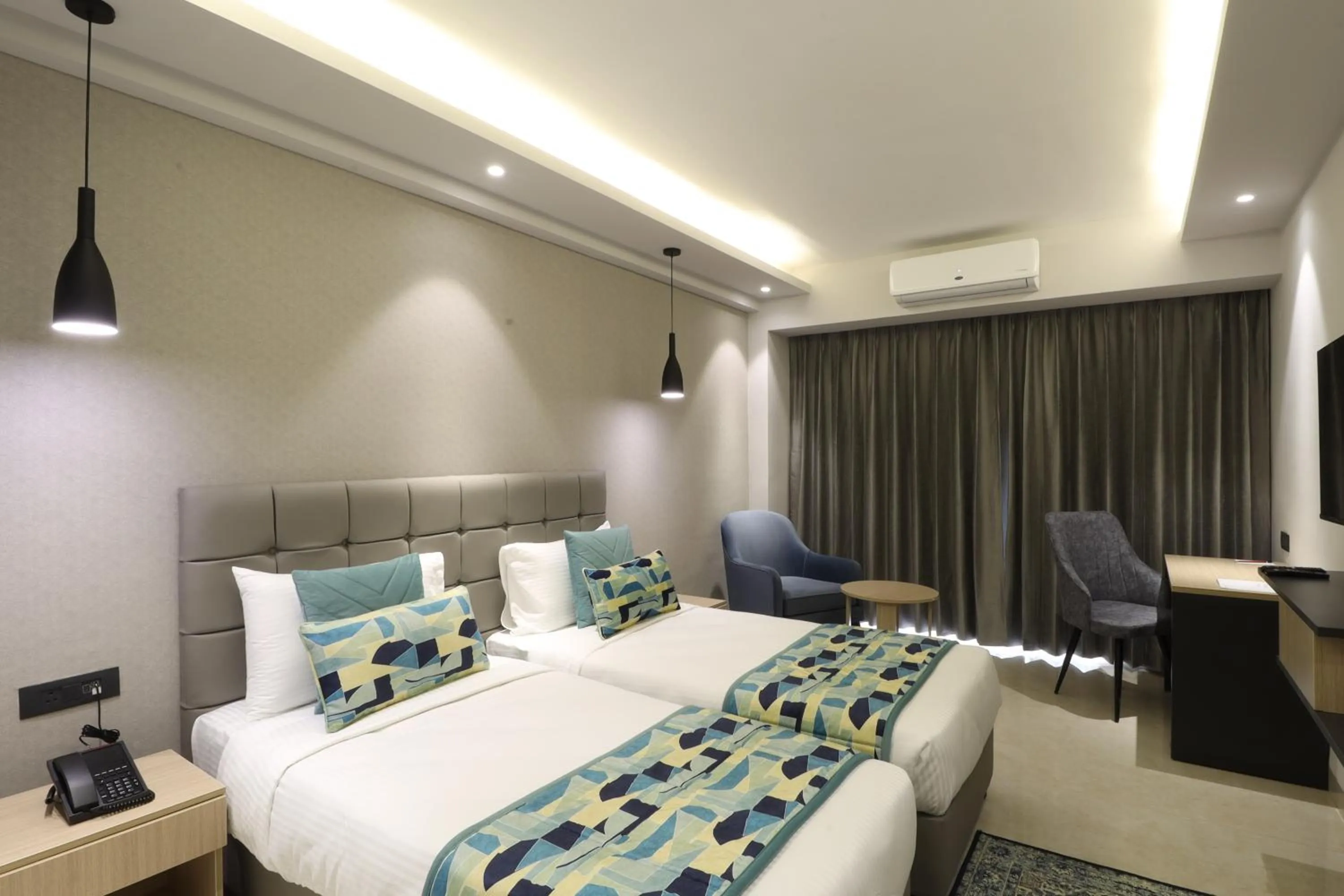 Bed in Ahuja Residency Mayfield Garden