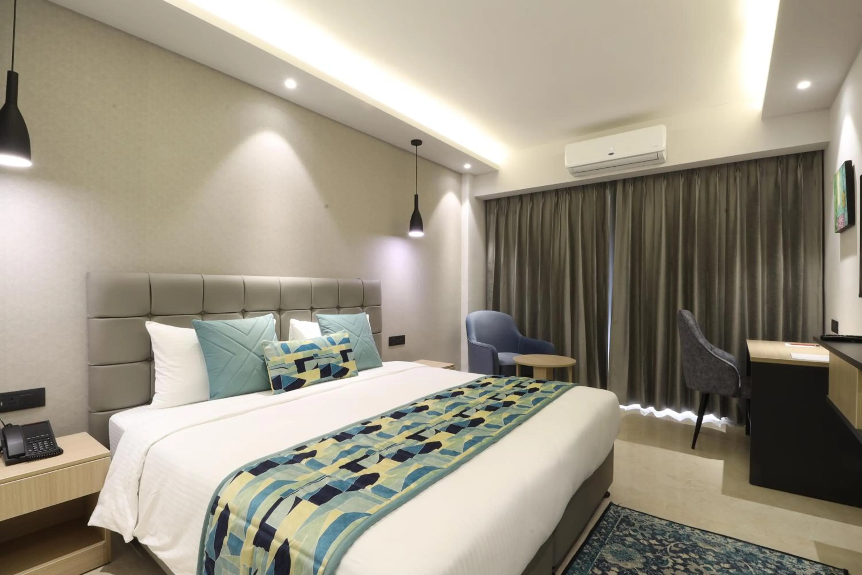 Bed in Ahuja Residency Mayfield Garden