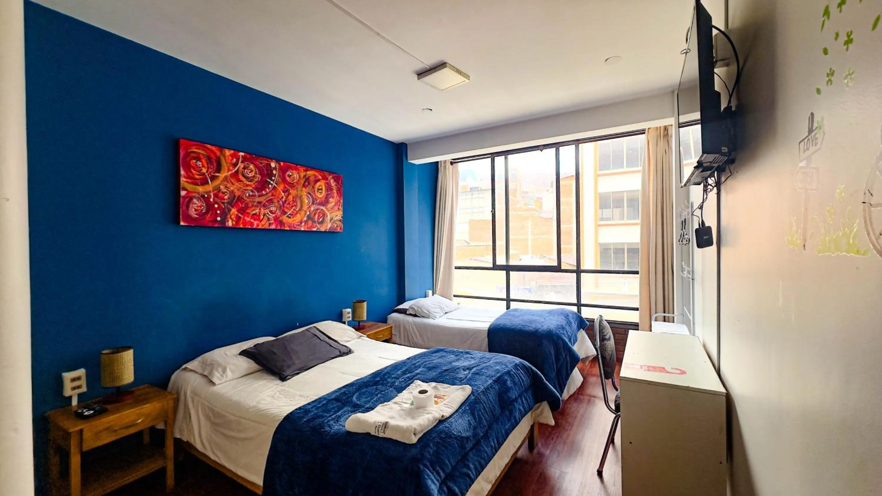 Street view, Bed in Lobo Hostel La Paz