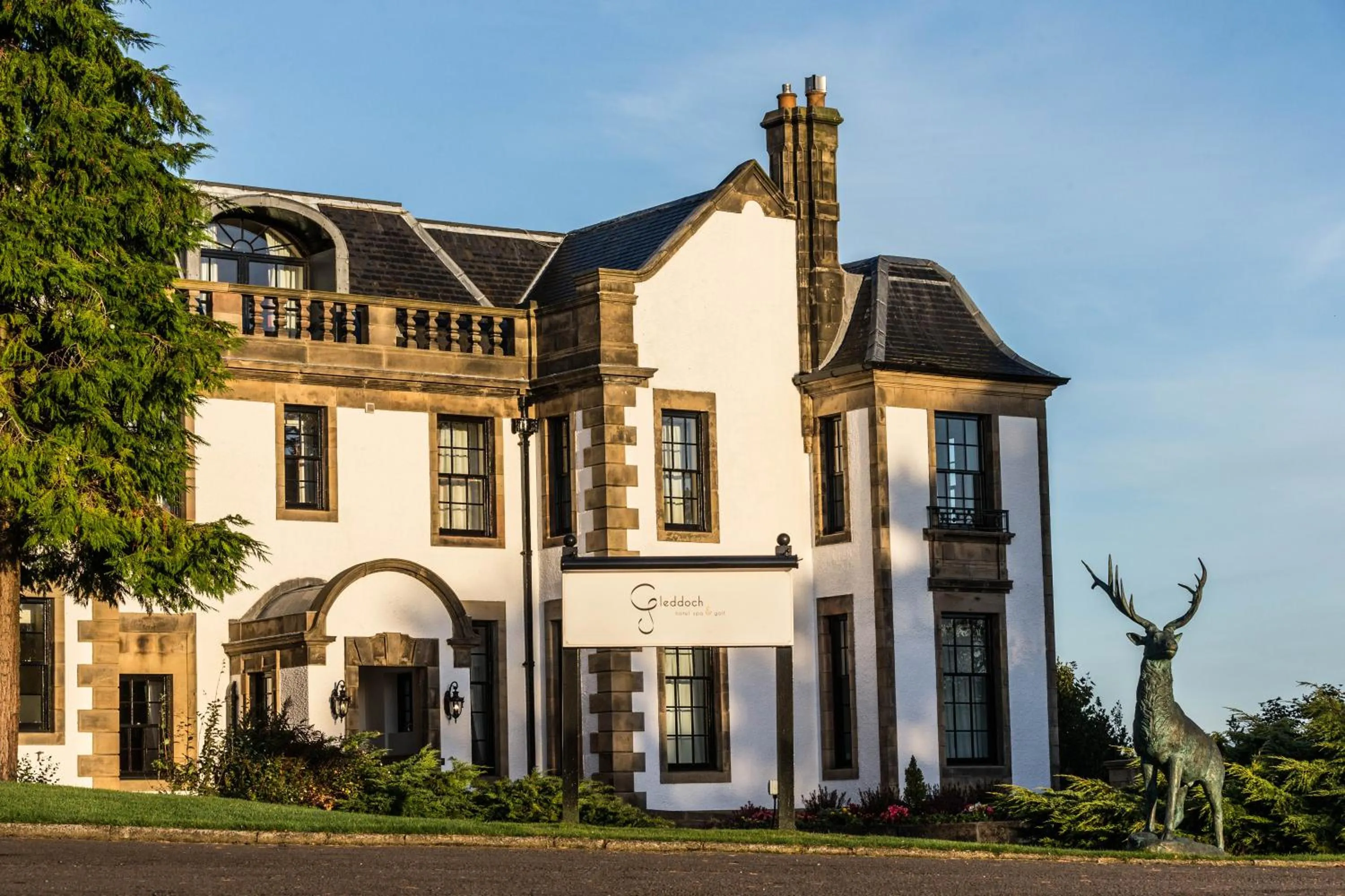 Facade/entrance in Gleddoch Golf & Spa Resort