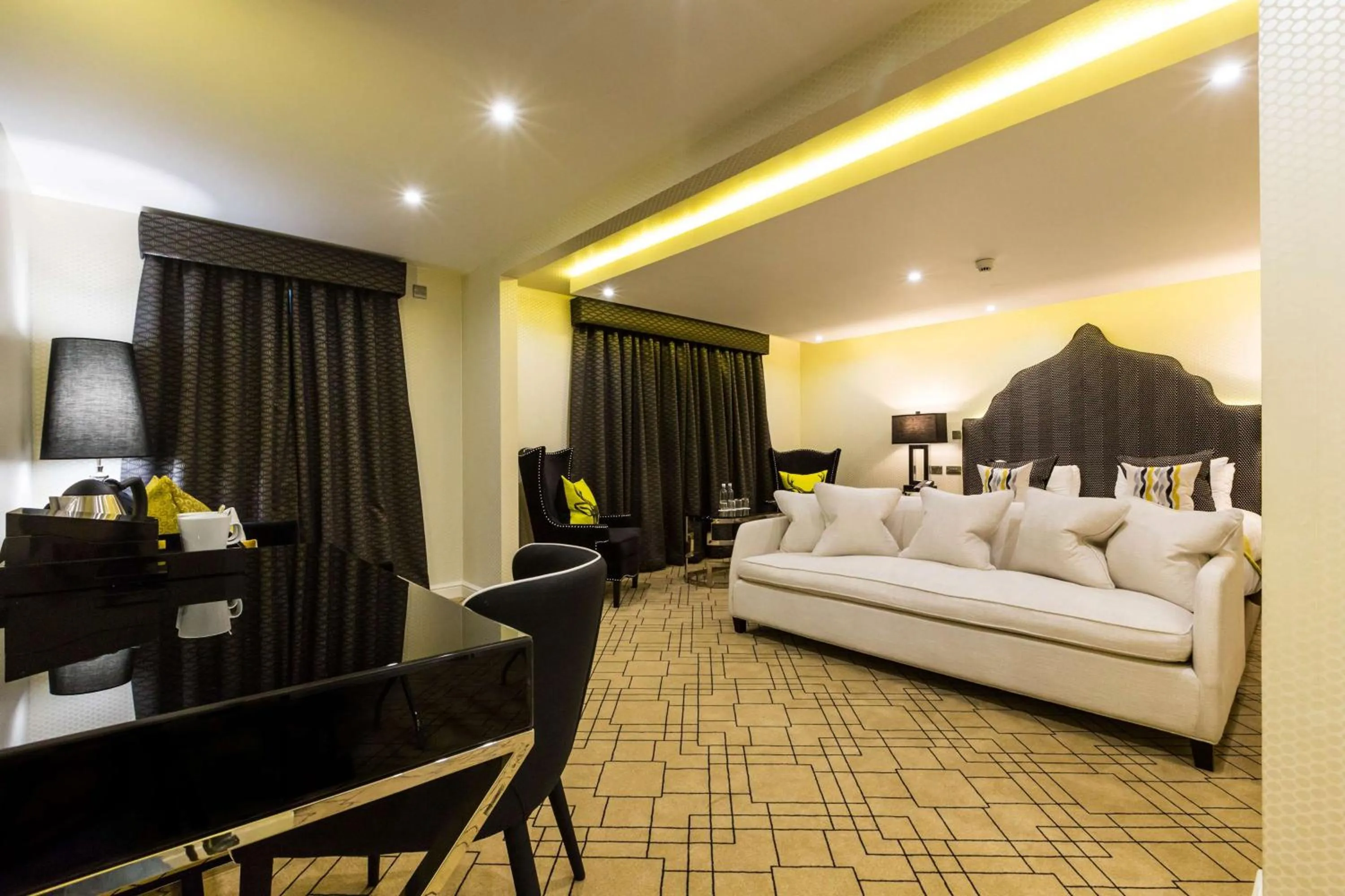 Photo of the whole room, Bed in Gleddoch Golf & Spa Resort