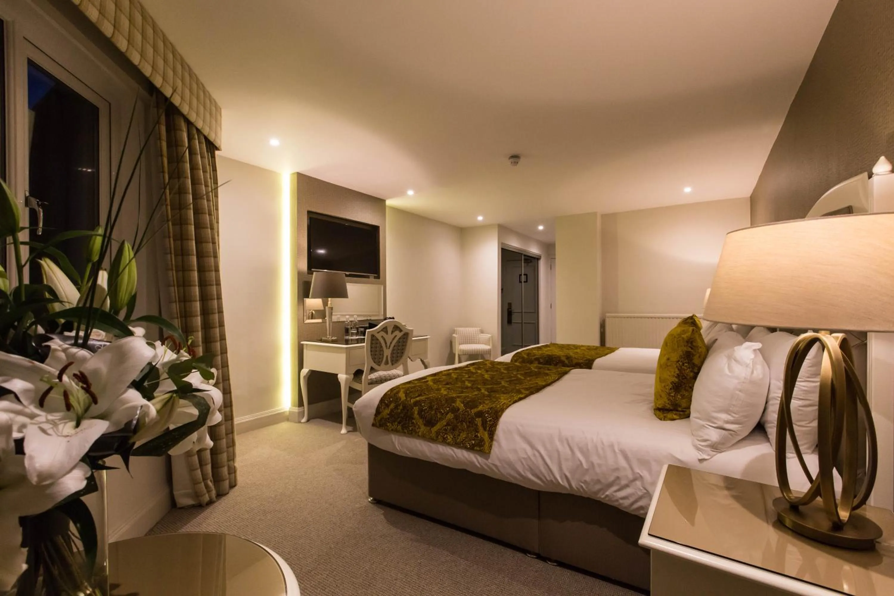 Photo of the whole room, Bed in Gleddoch Golf & Spa Resort