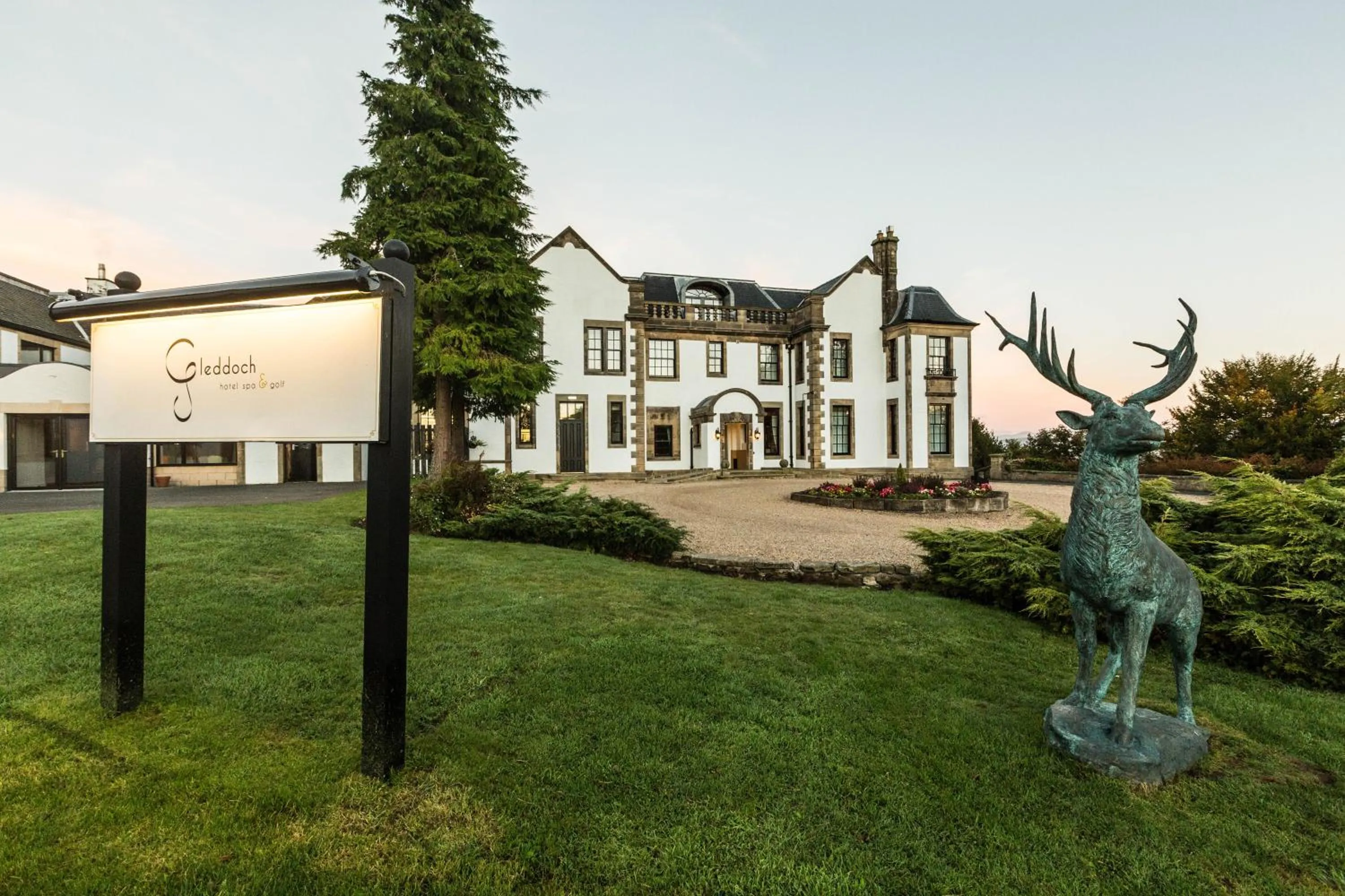 Facade/entrance in Gleddoch Golf & Spa Resort