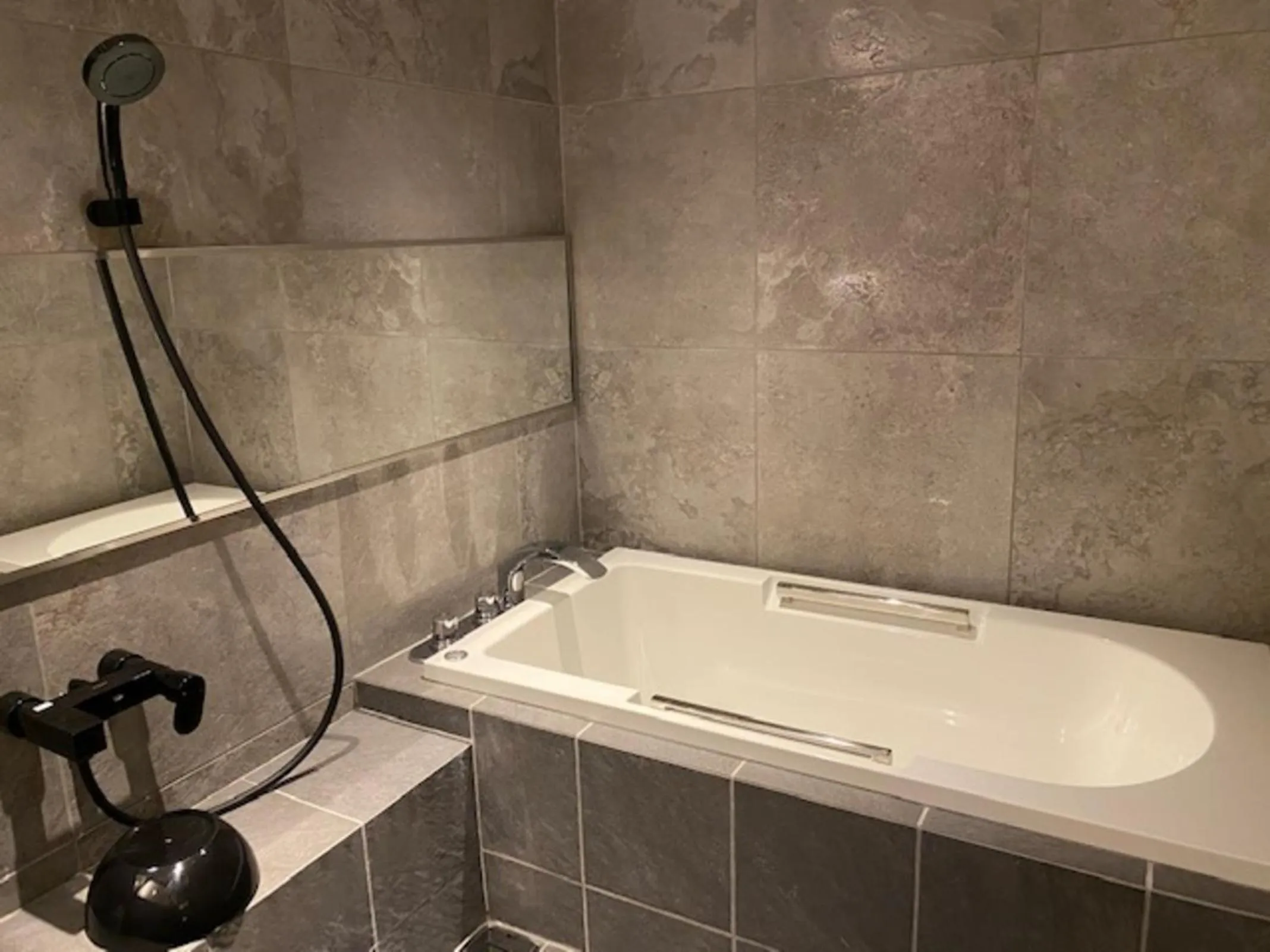 Shower in PAYSAGE MORIGUCHI