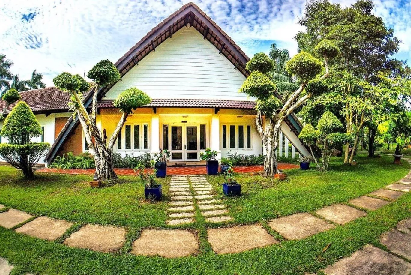 Spa and wellness centre/facilities in Les Hameaux de l'Orient